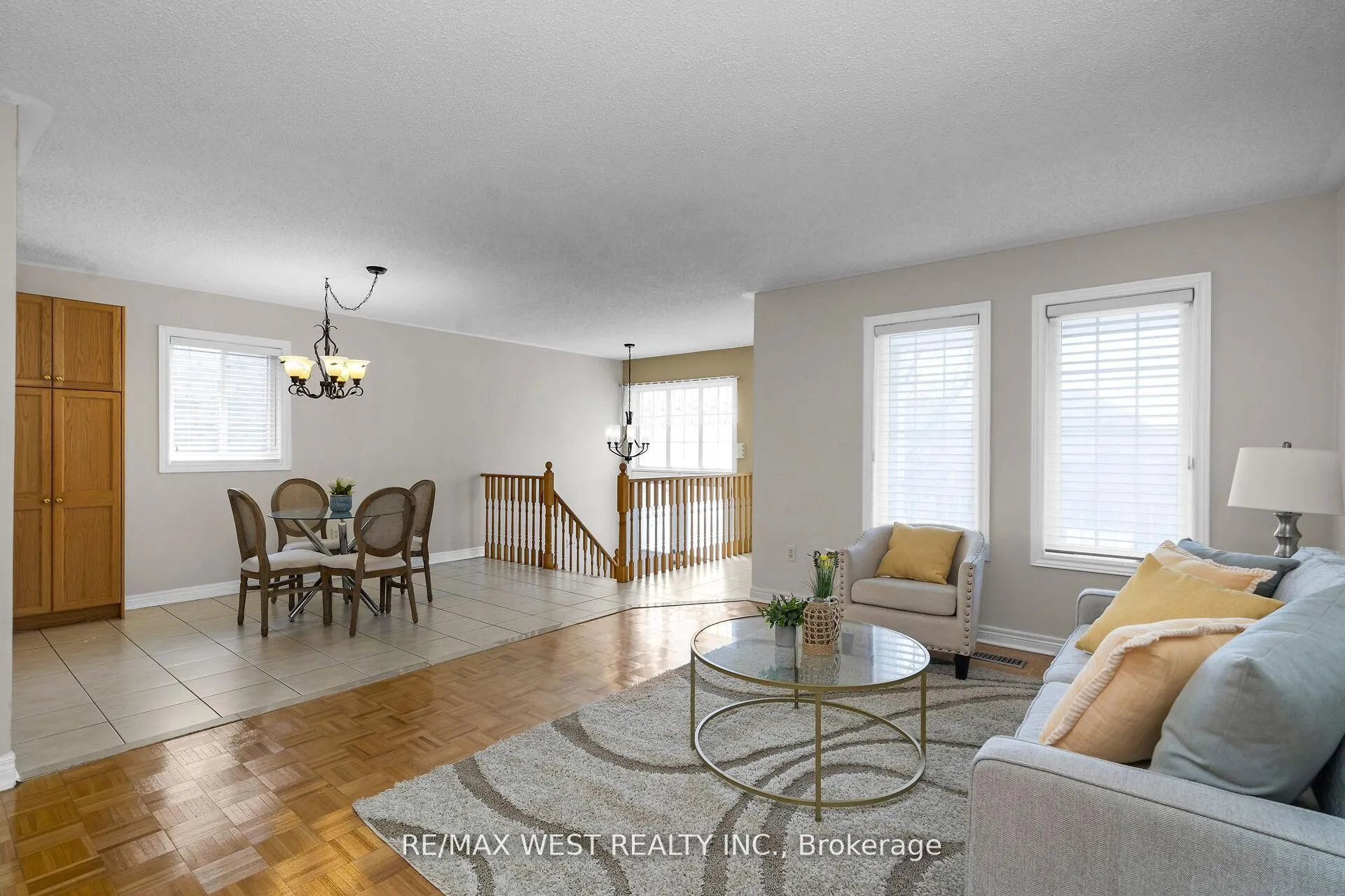 362 Avro Road