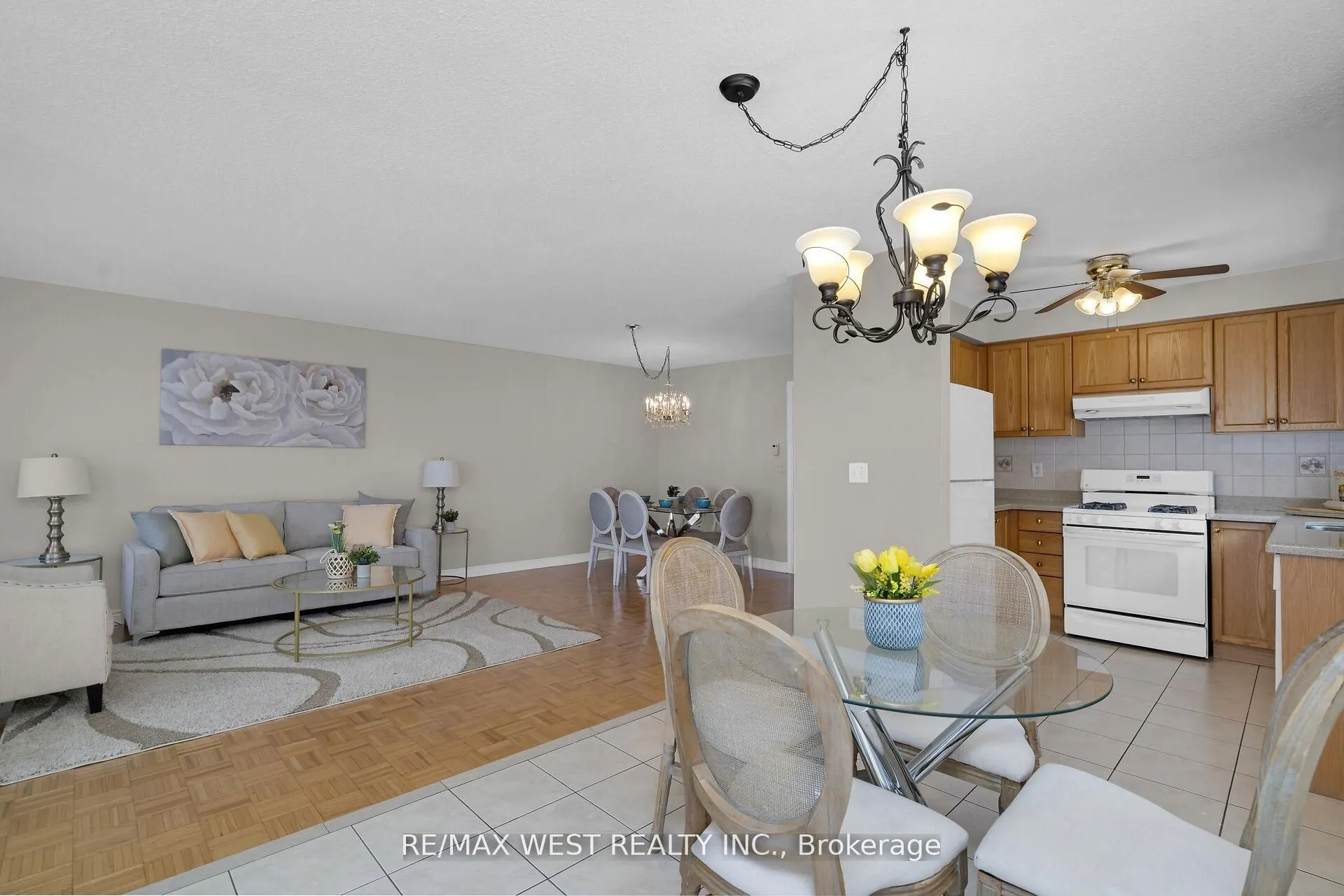 362 Avro Road
