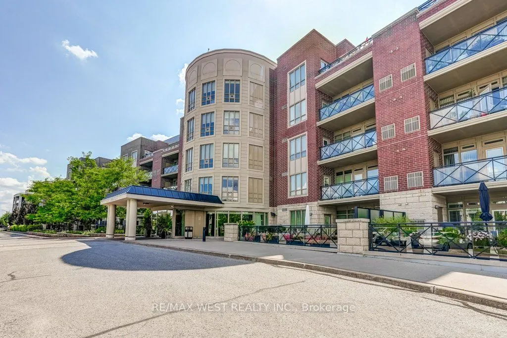 35 Baker Hill Boulevard, #404