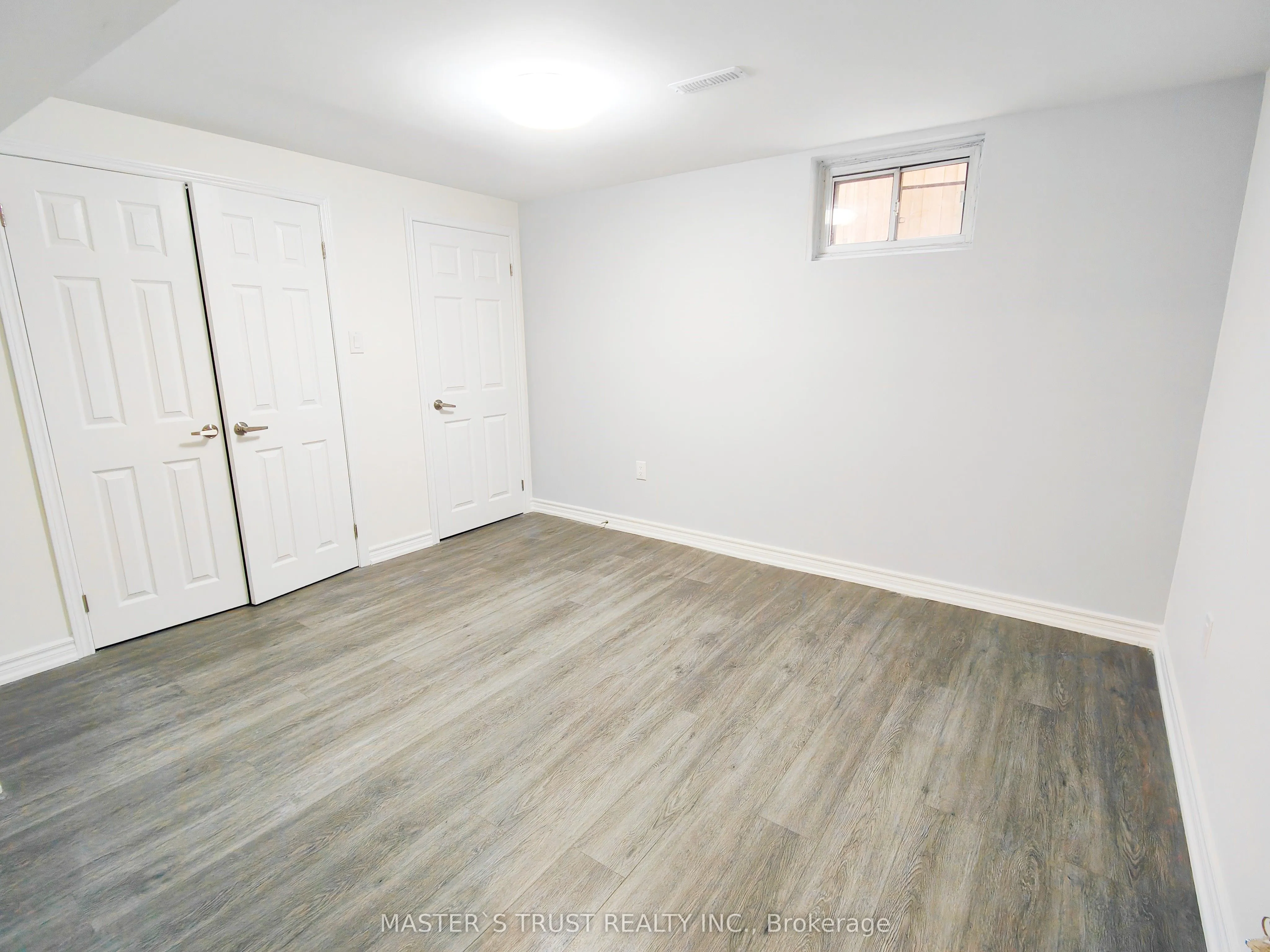 14 Summerfeldt Crescent