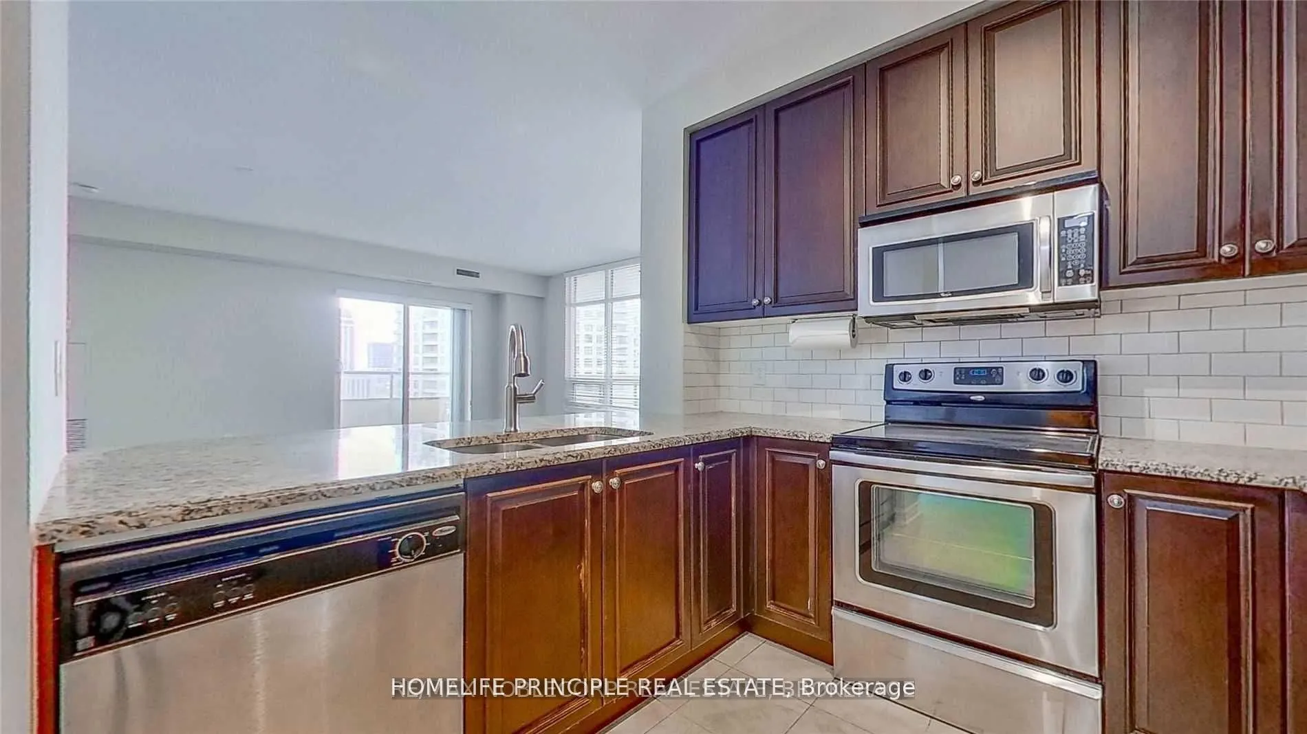 9245 Jane Street, #910