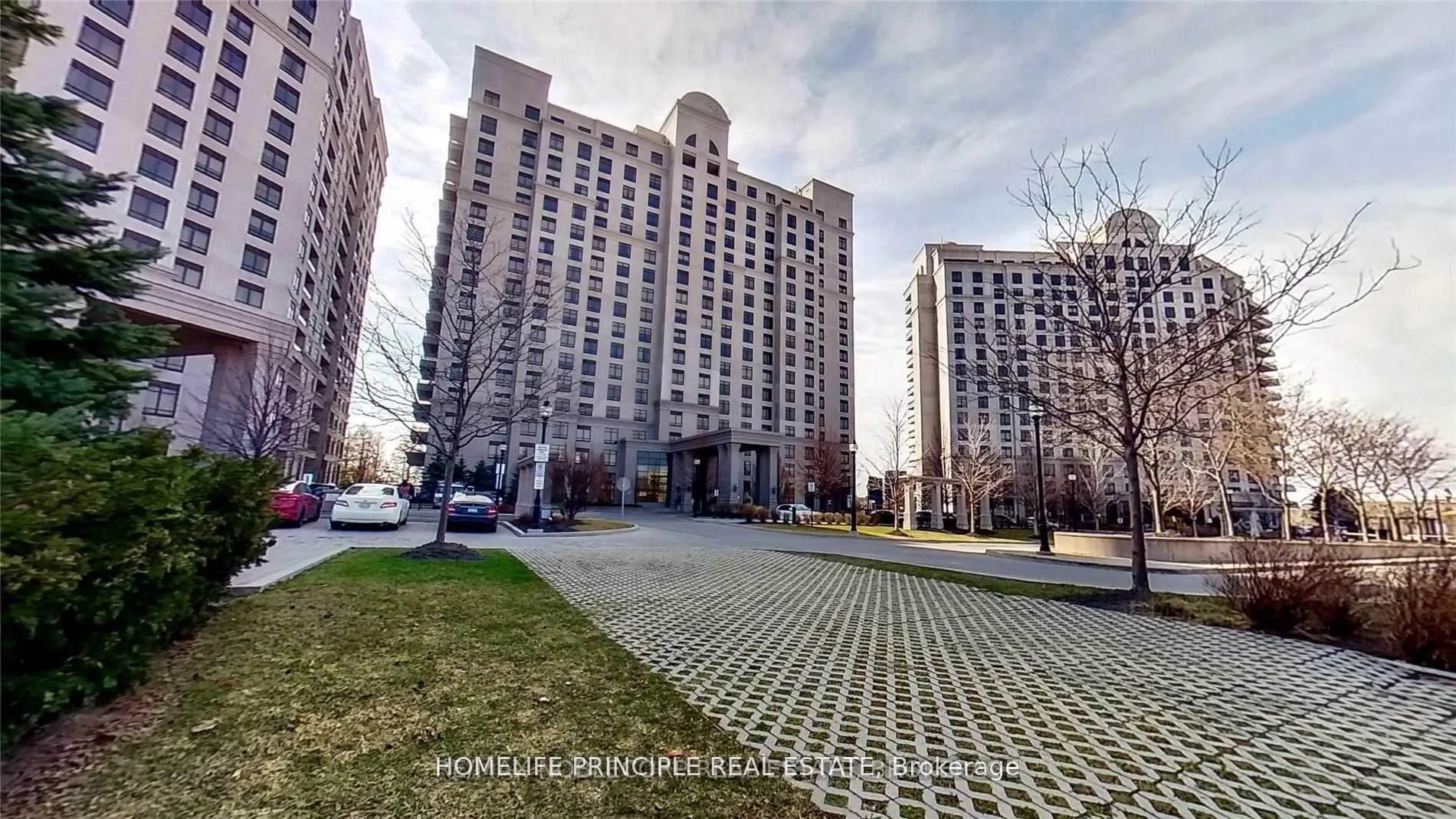 9245 Jane Street, #910