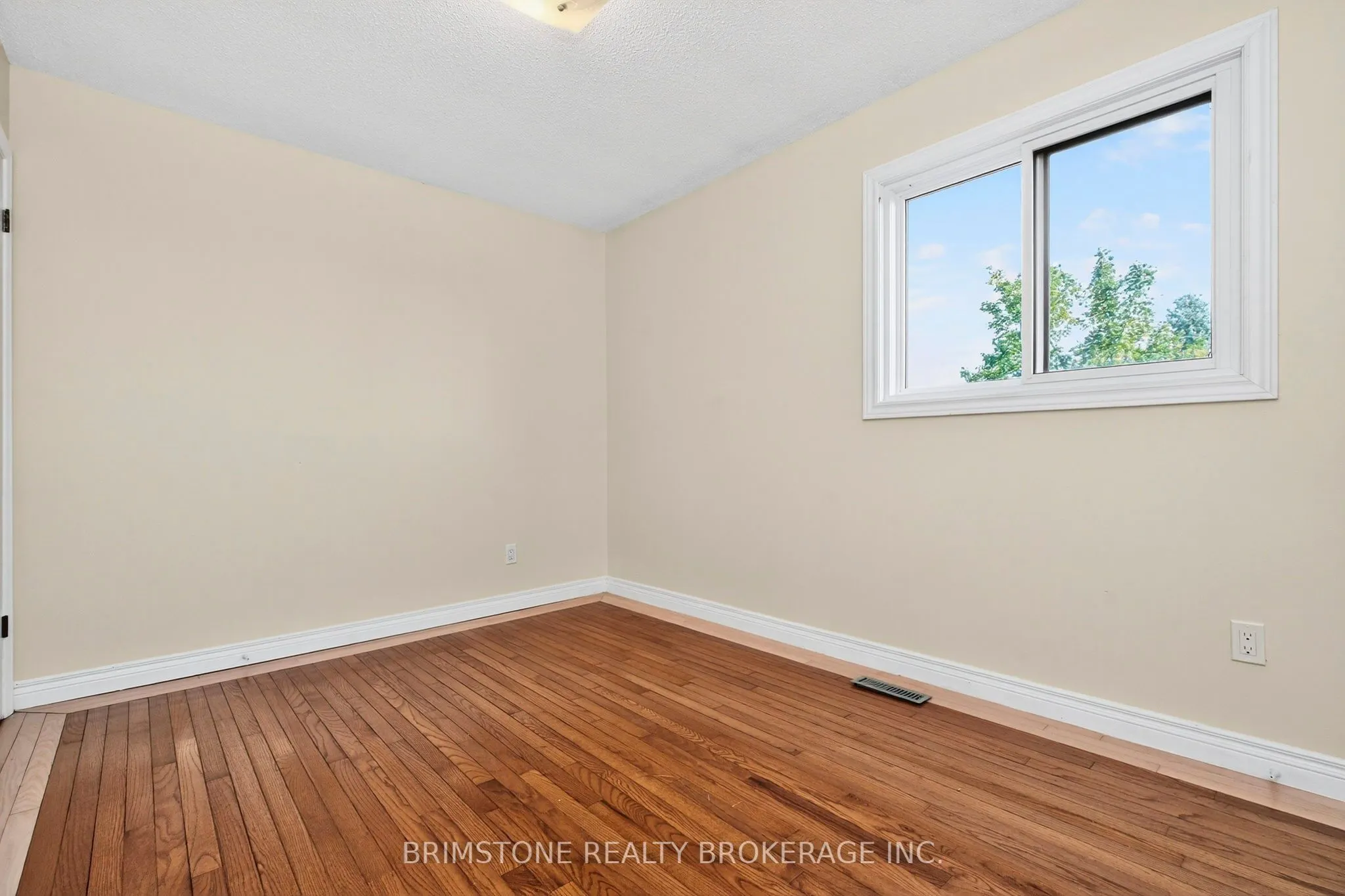 16 Northgate Drive