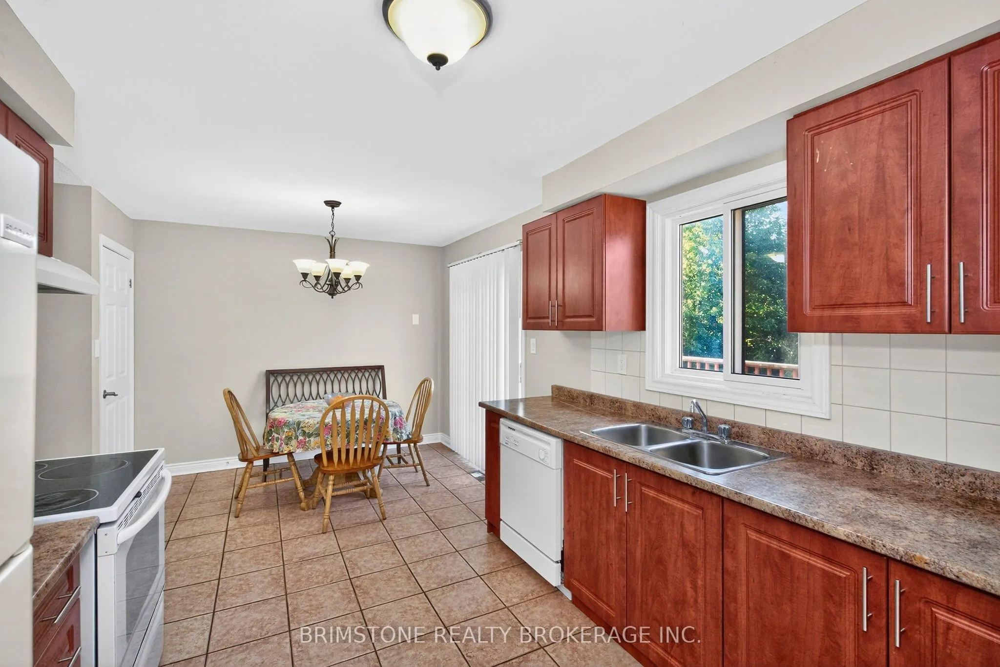 16 Northgate Drive
