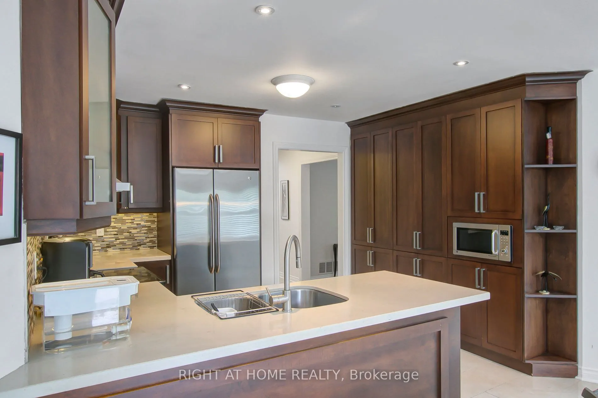 53 Waltham Crescent