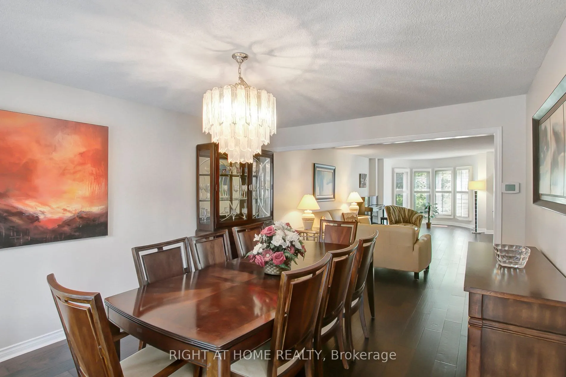 53 Waltham Crescent