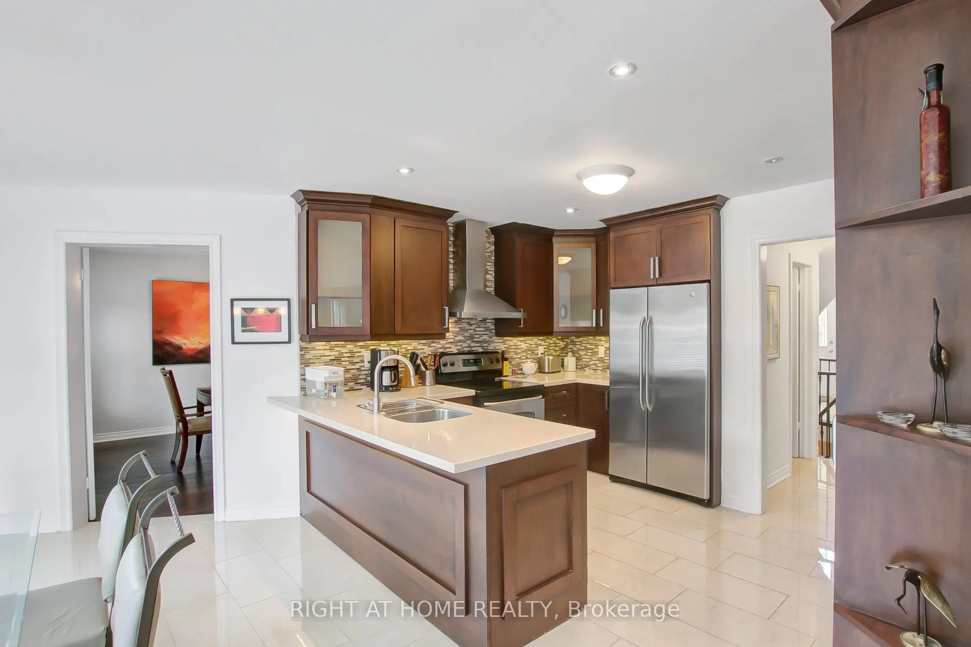 53 Waltham Crescent
