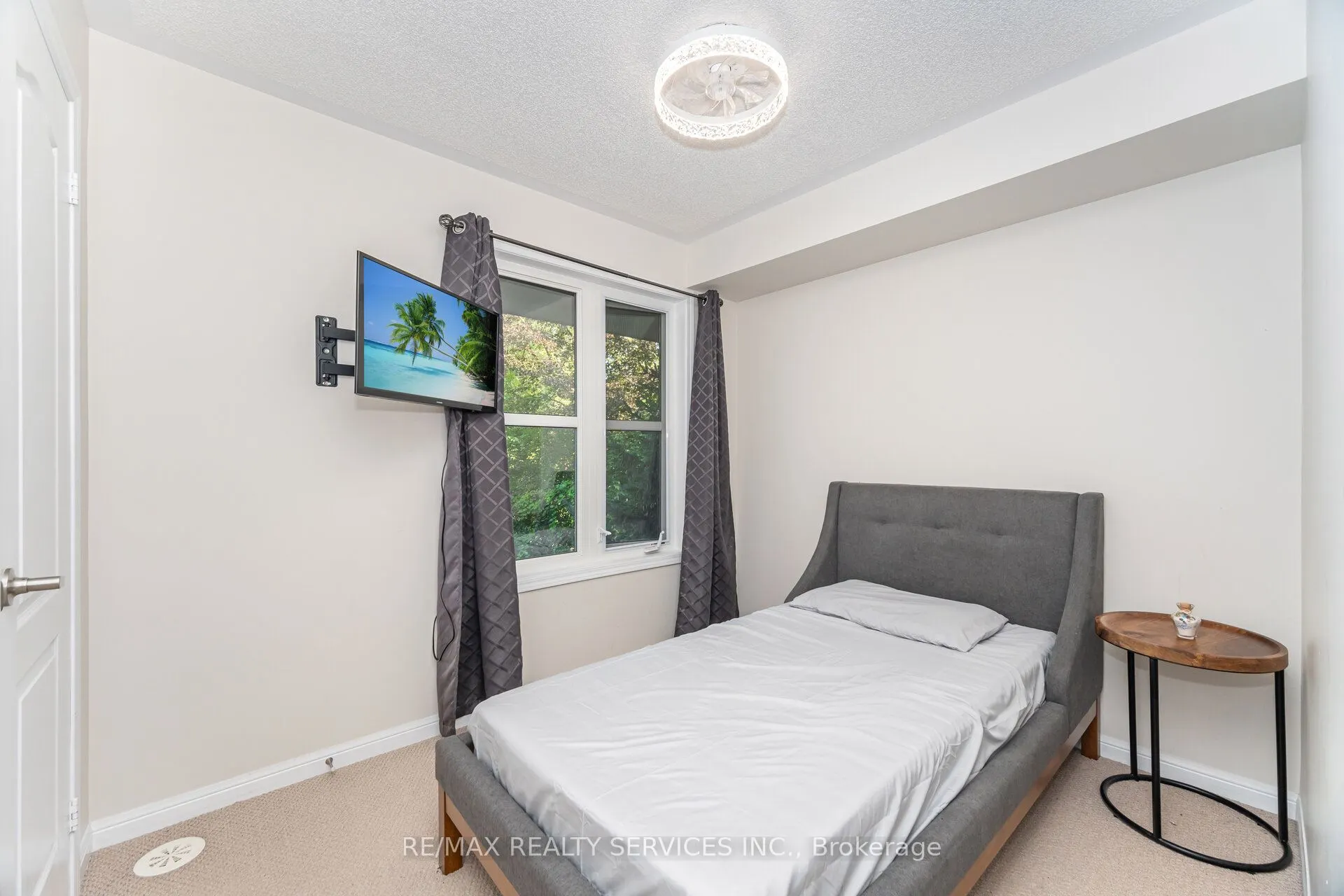 9589 Keele Street, #106