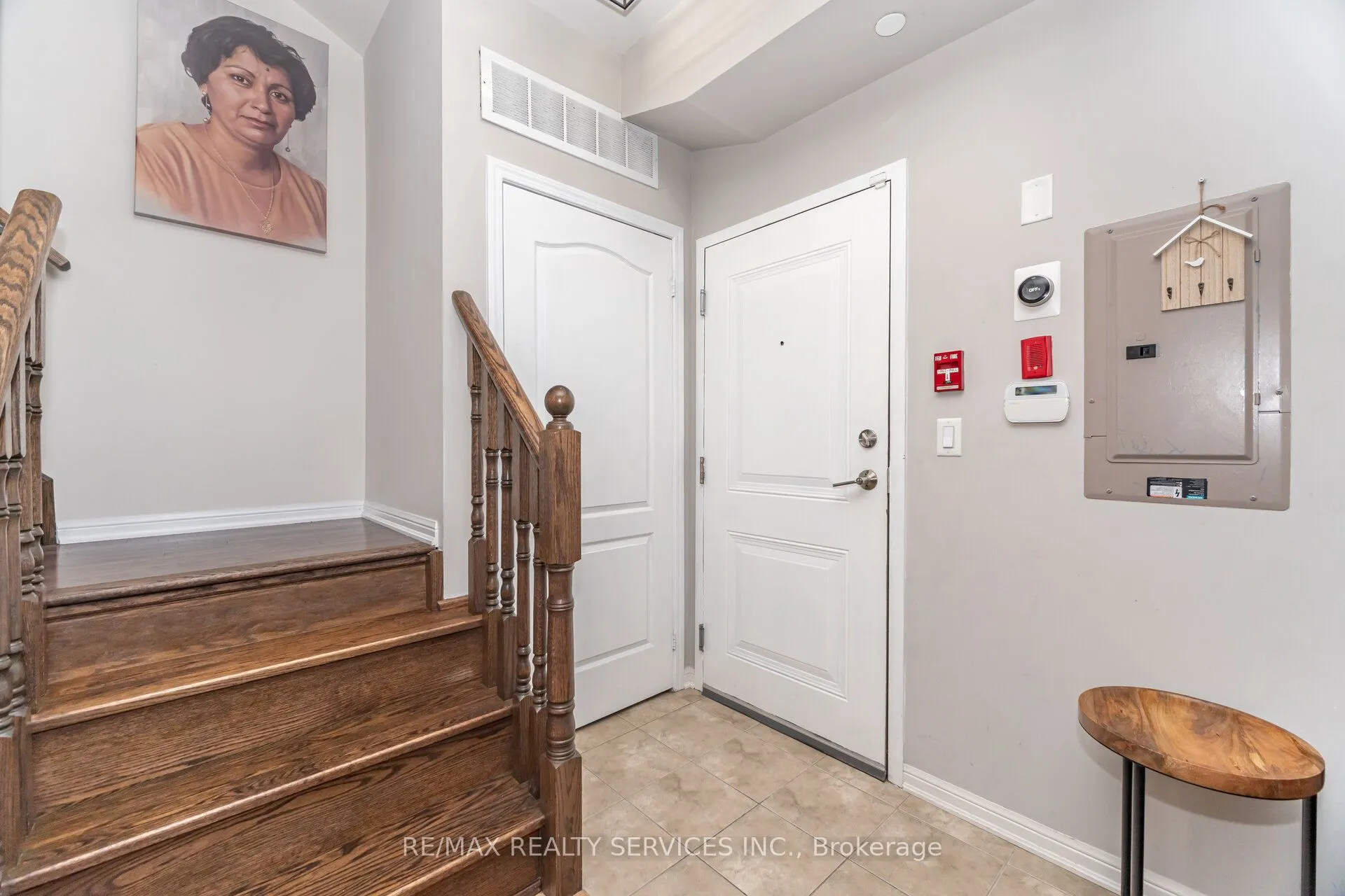 9589 Keele Street, #106