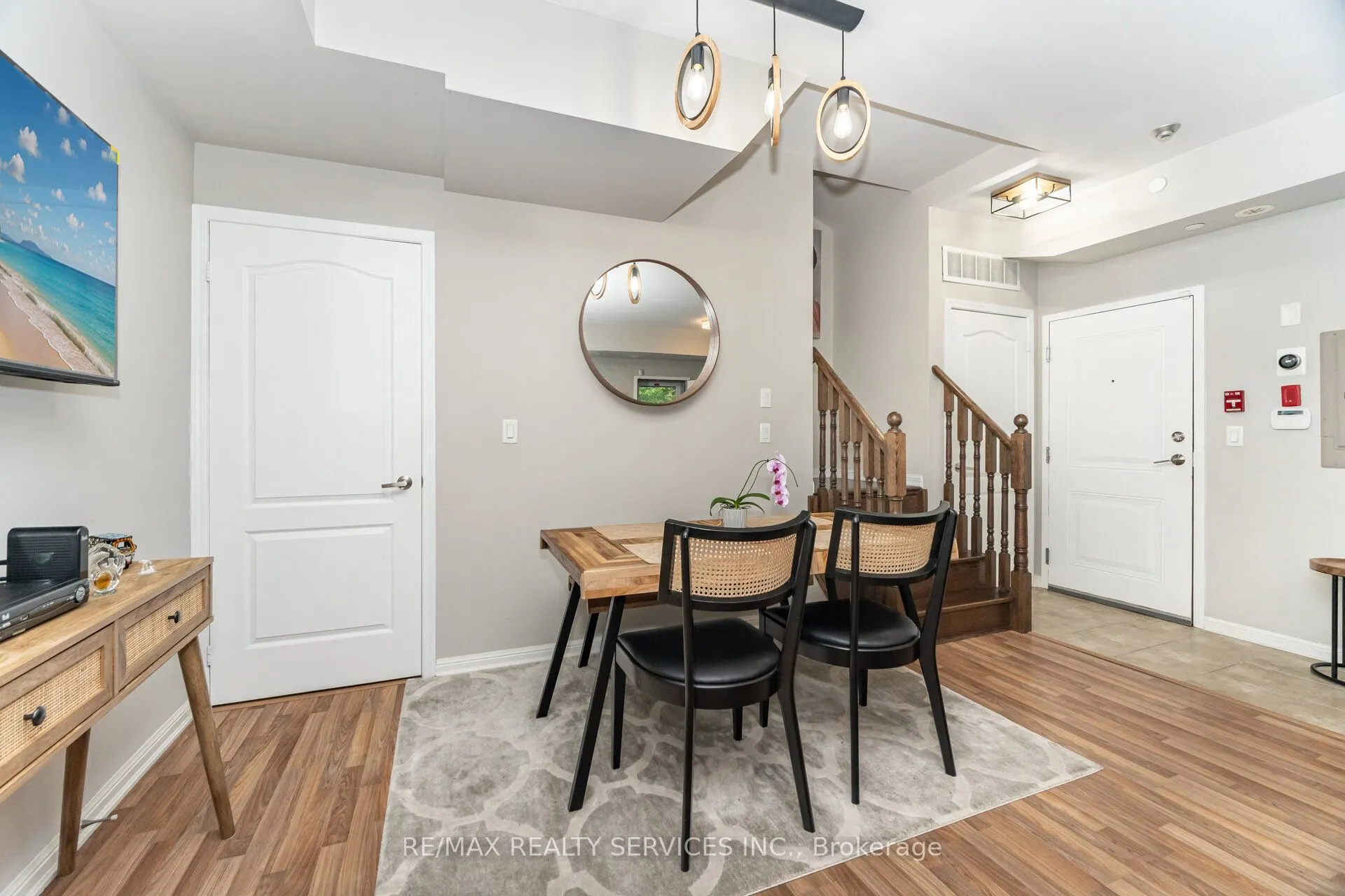 9589 Keele Street, #106