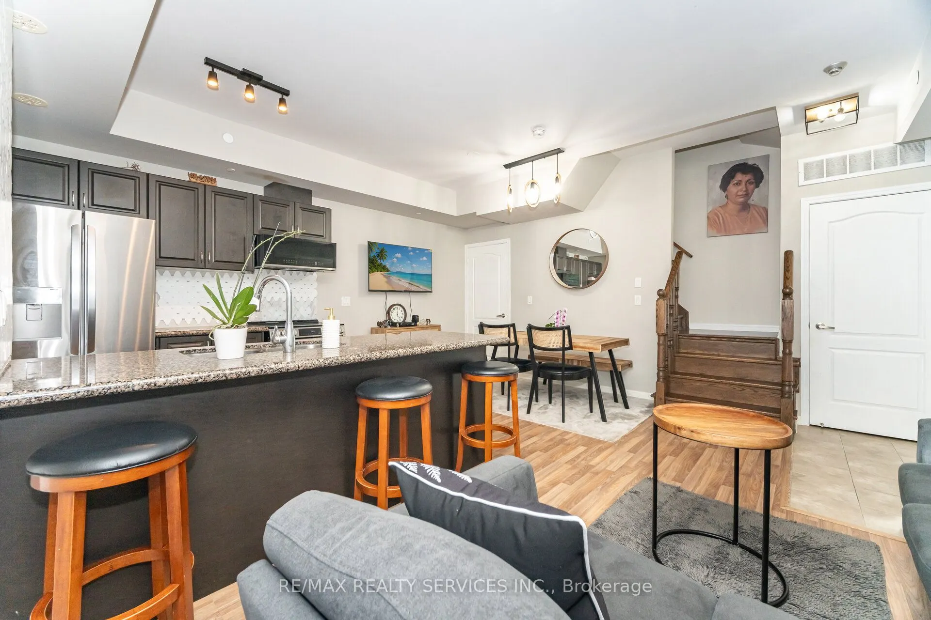 9589 Keele Street, #106