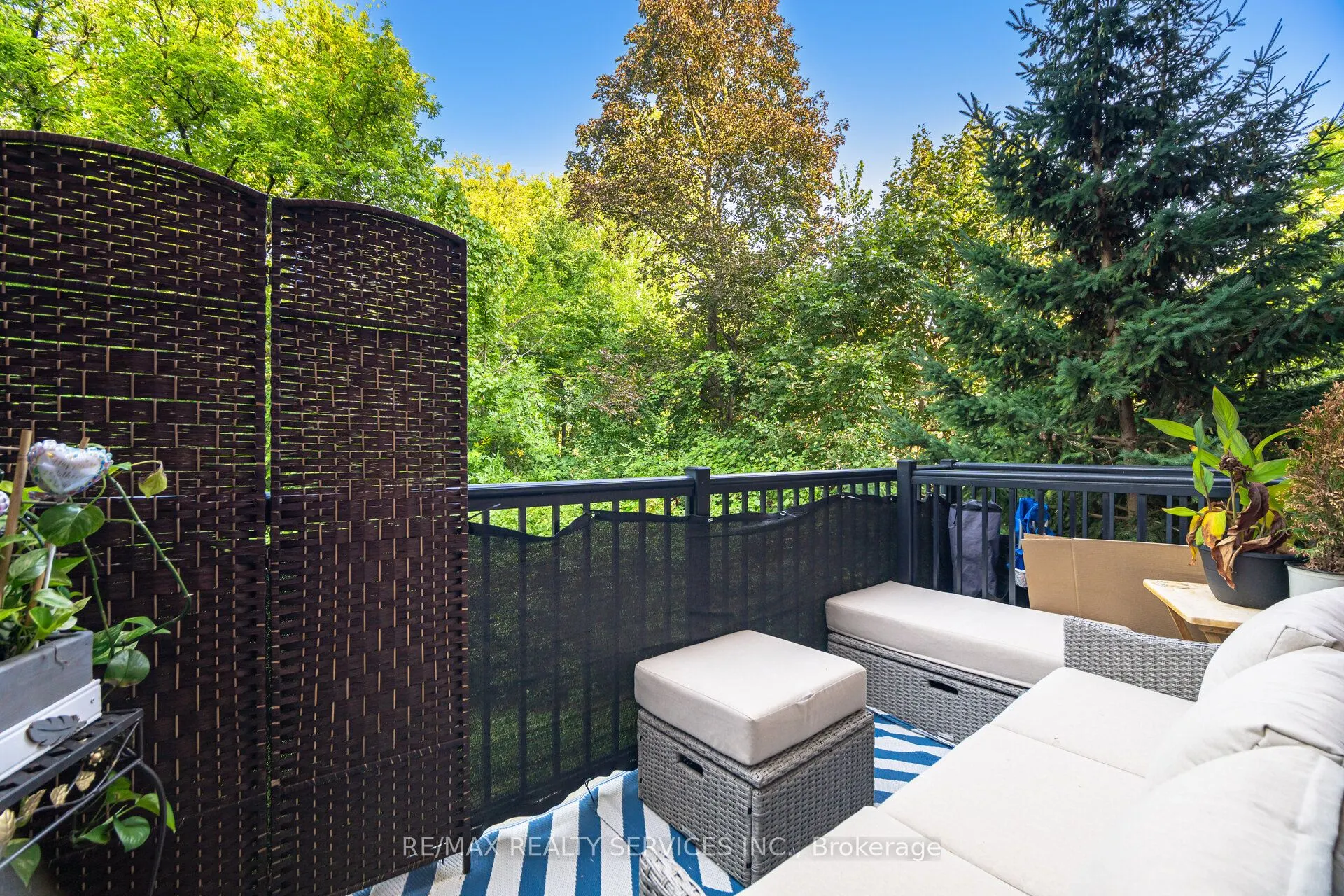 9589 Keele Street, #106