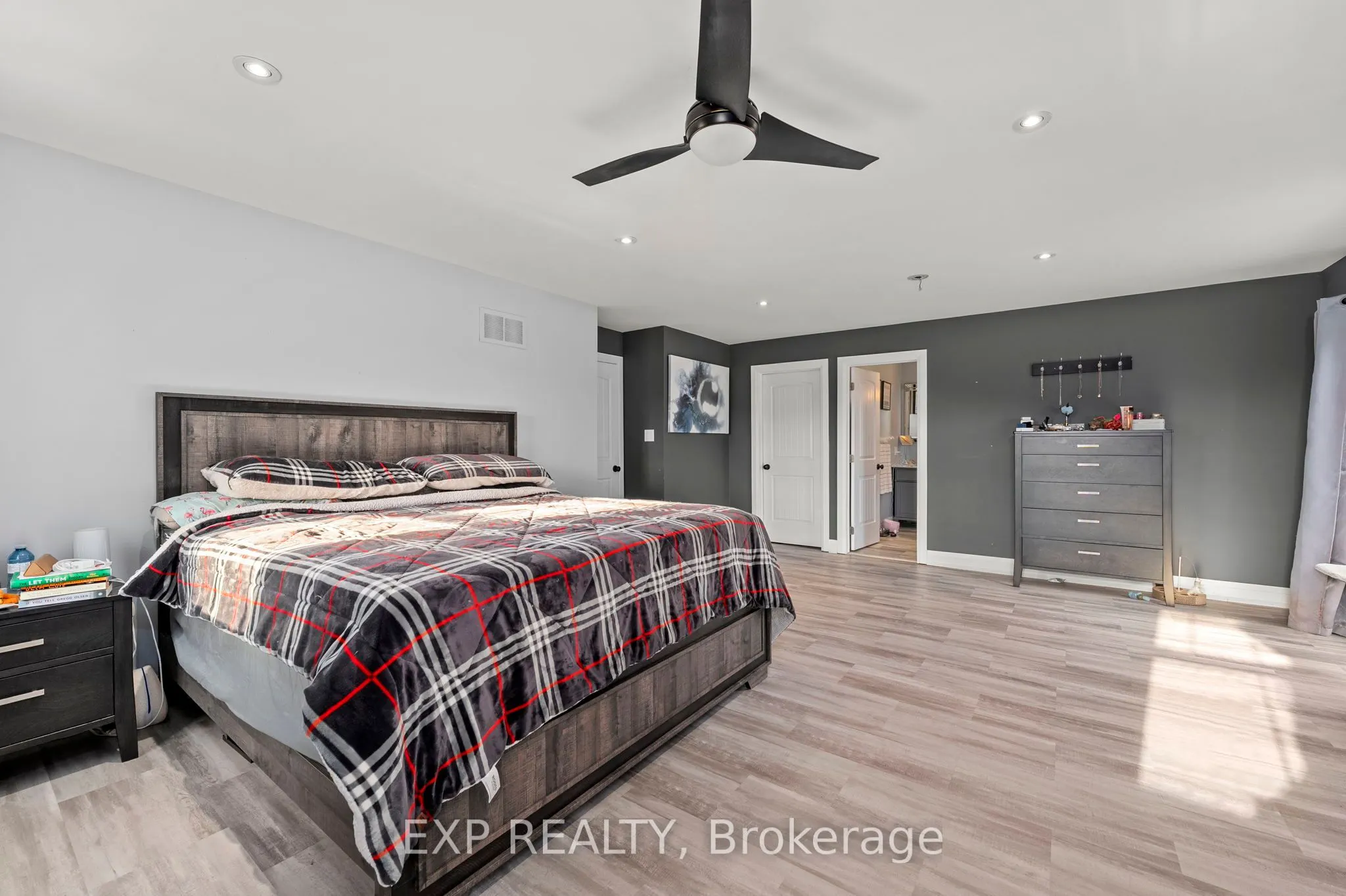 1109 Ravenshoe Road