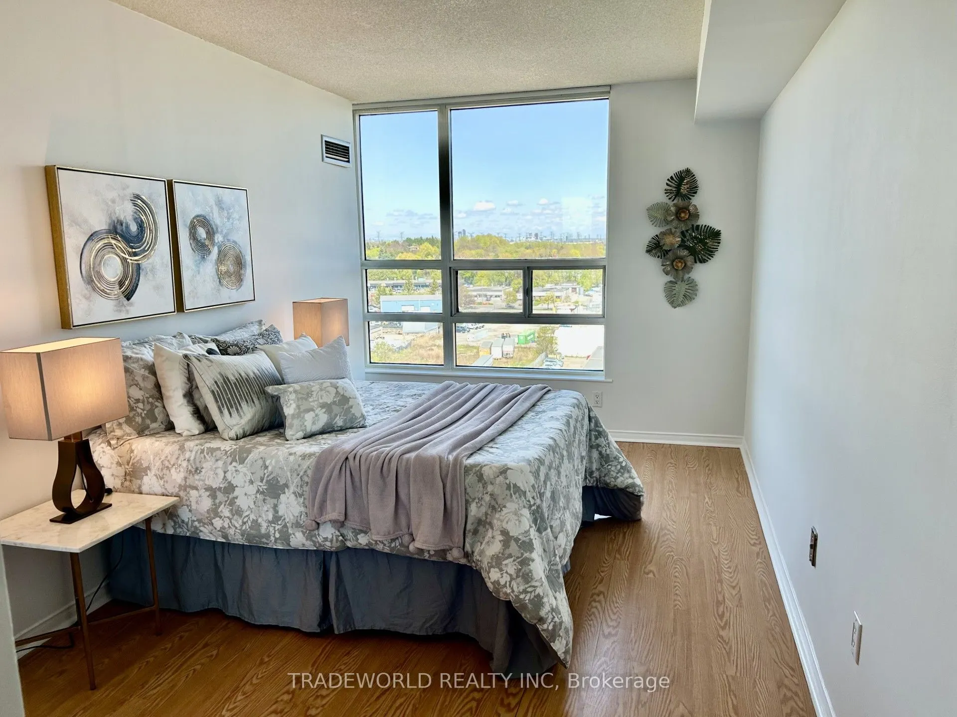 7825 Bayview Avenue, #1223
