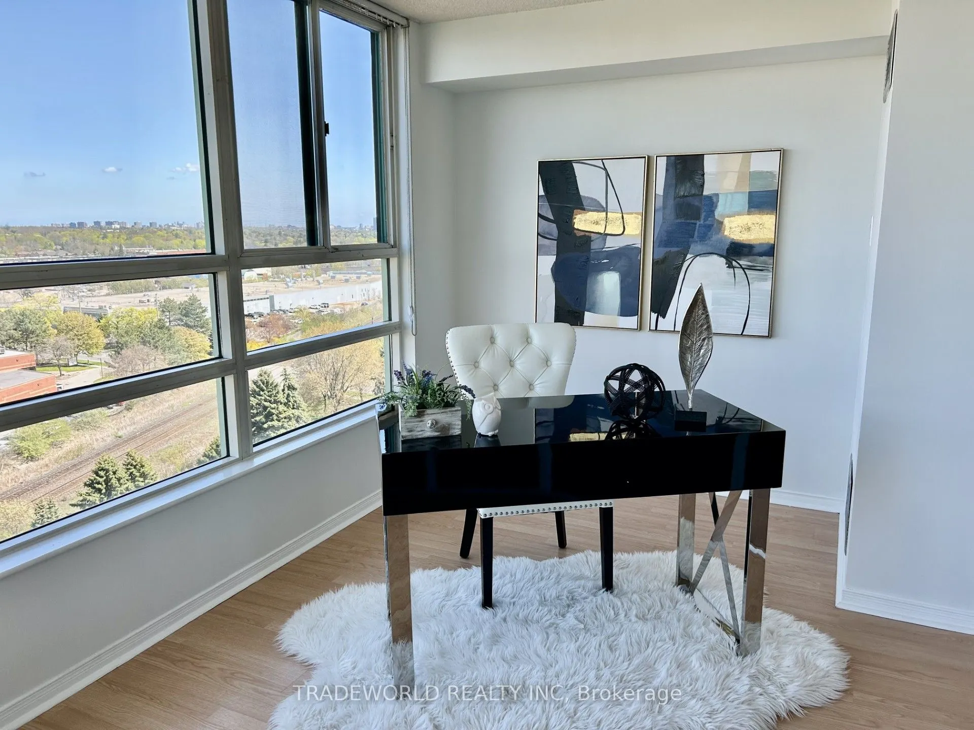 7825 Bayview Avenue, #1223