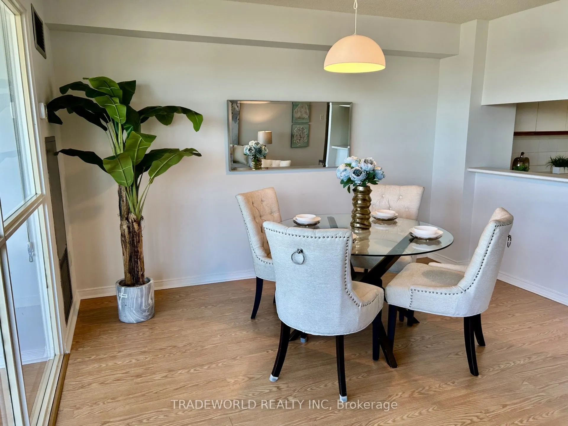 7825 Bayview Avenue, #1223