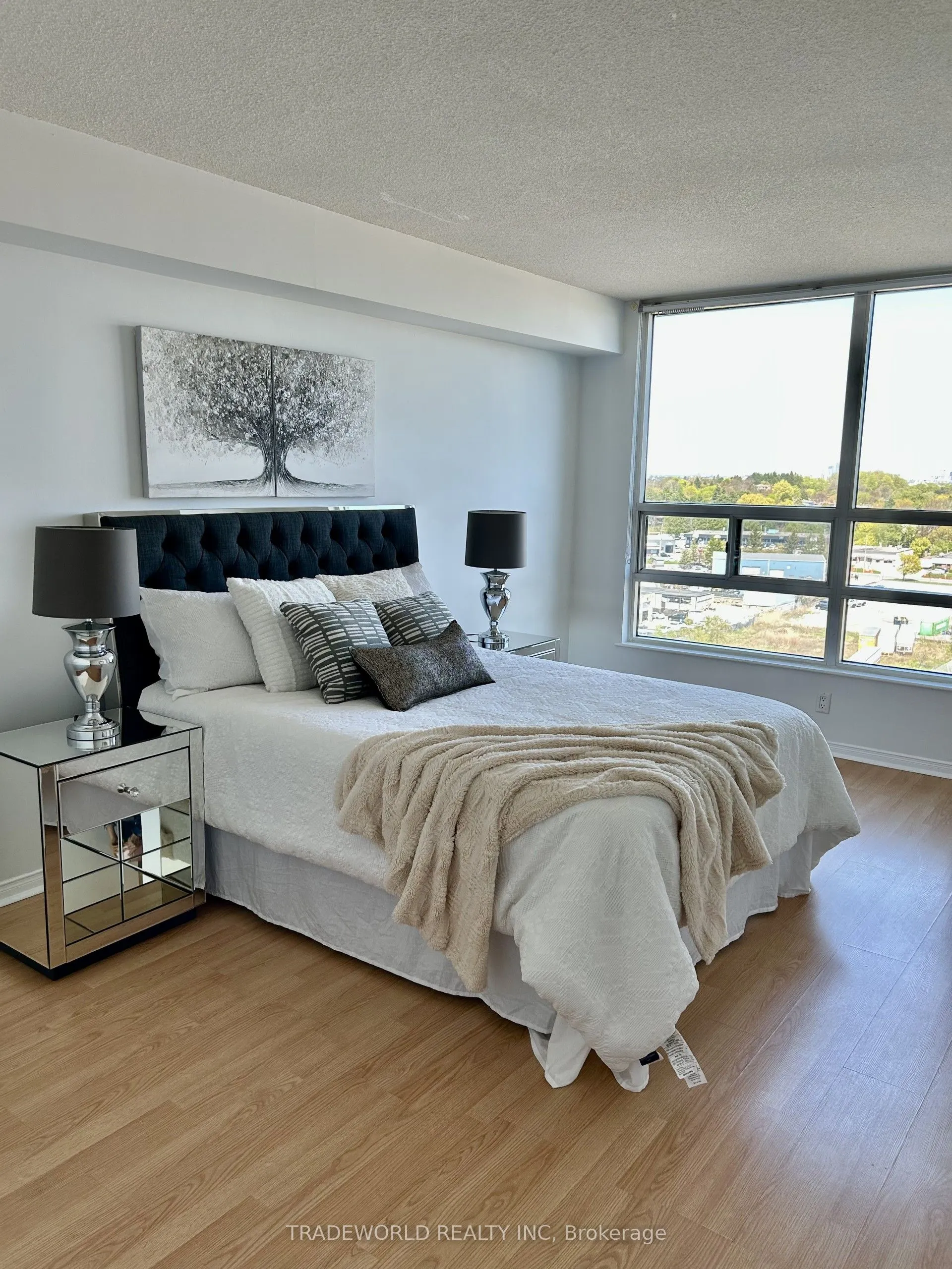 7825 Bayview Avenue, #1223