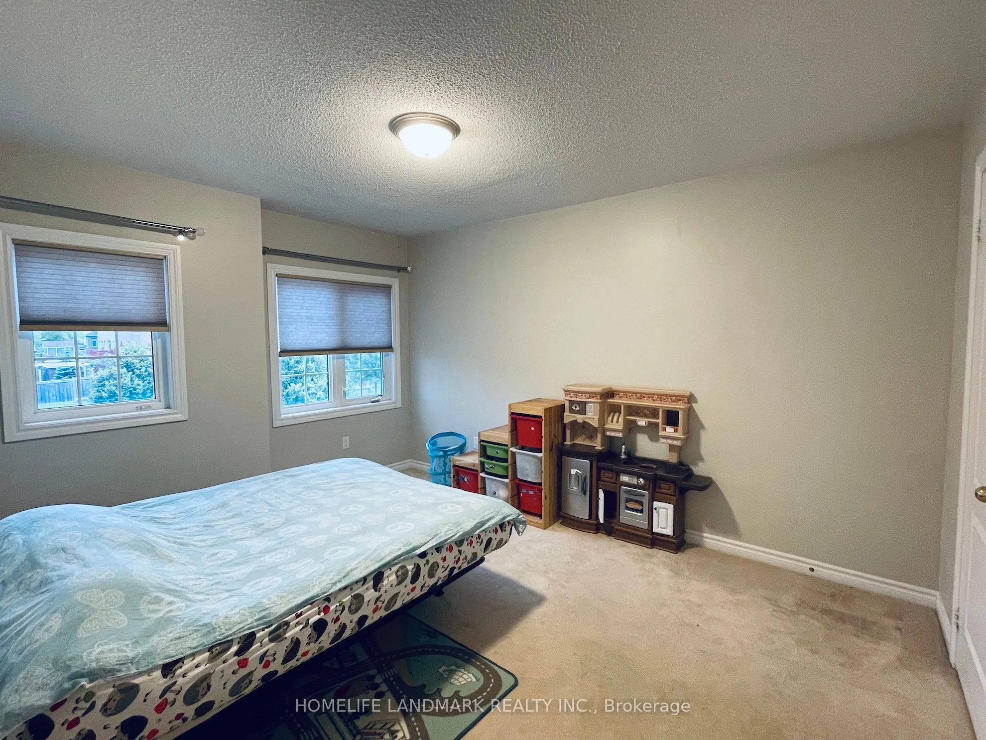 18 Lewis Honey Drive