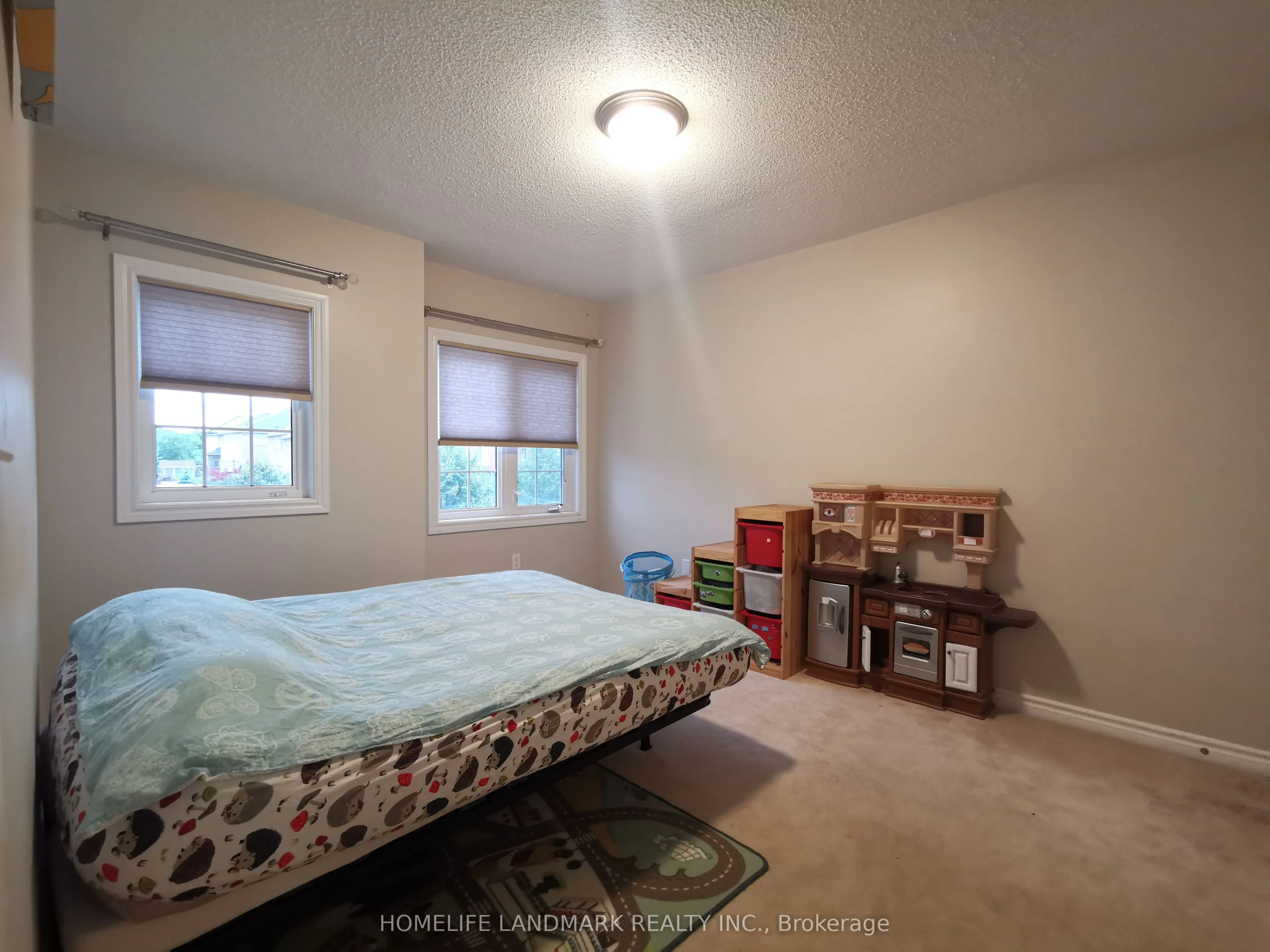 18 Lewis Honey Drive