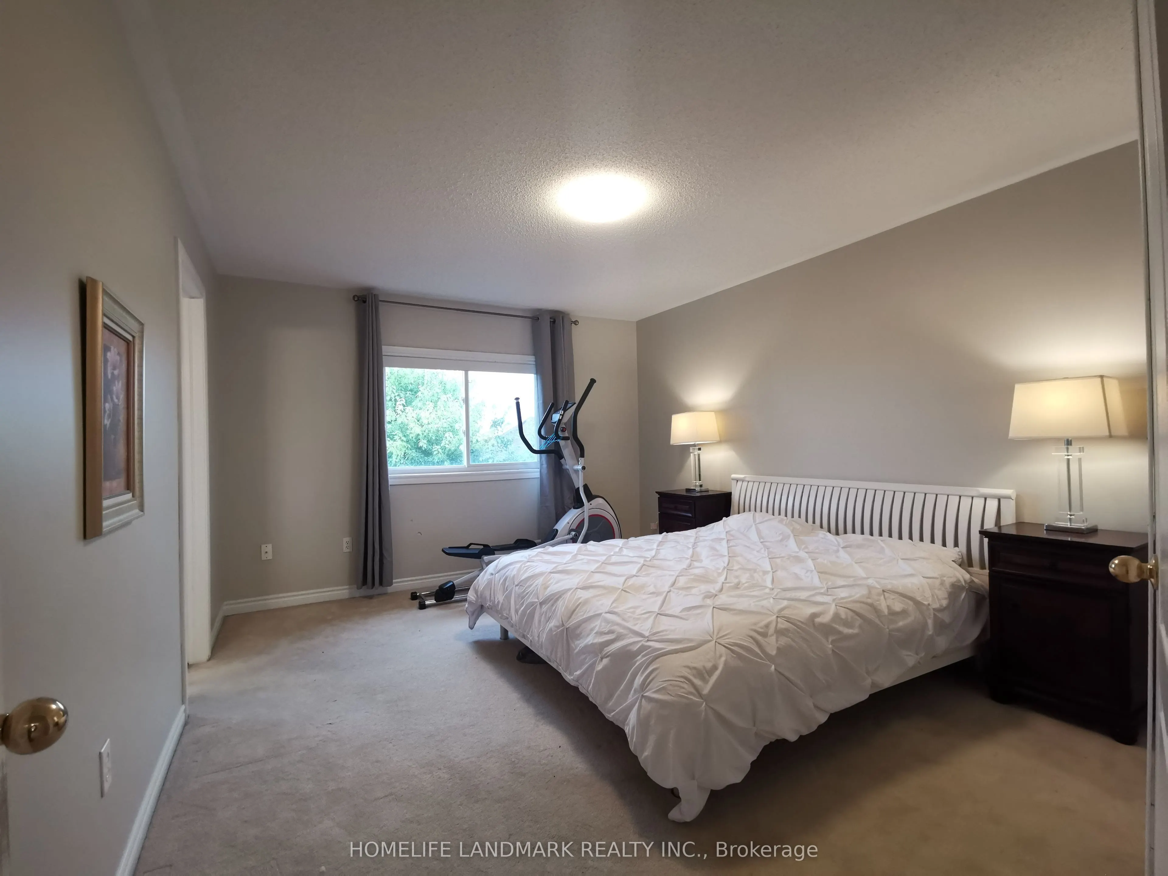 18 Lewis Honey Drive