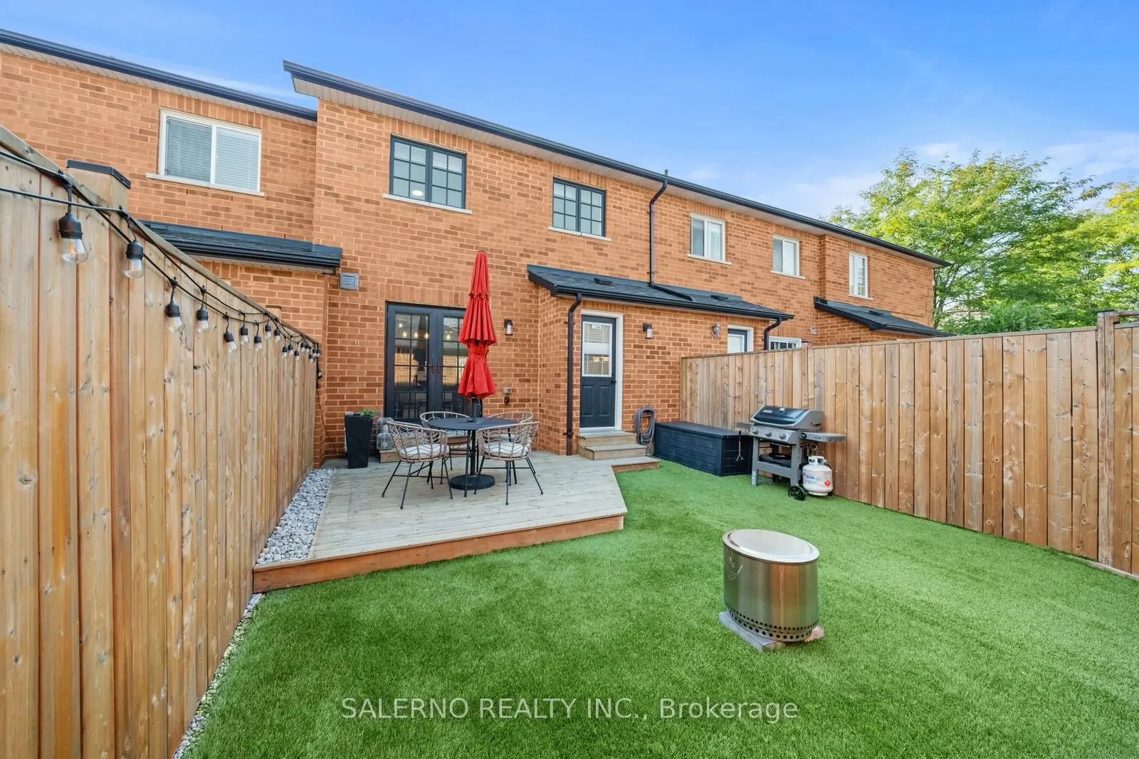 17 Castle Park Boulevard