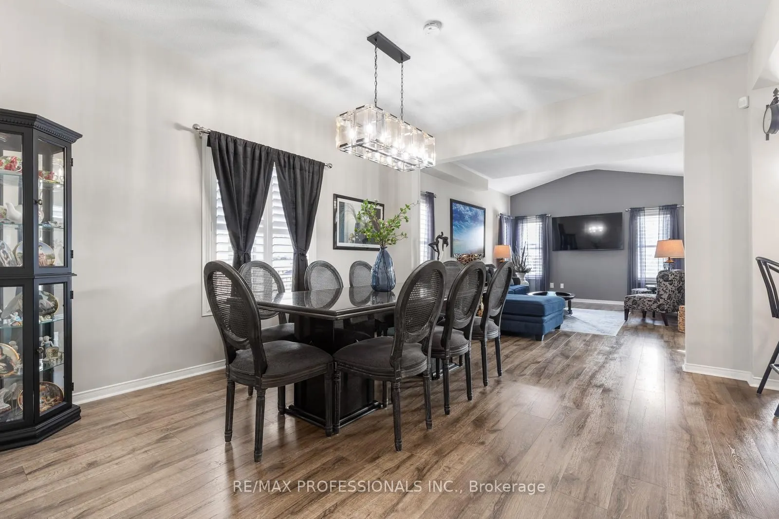 25 Liberty Crescent