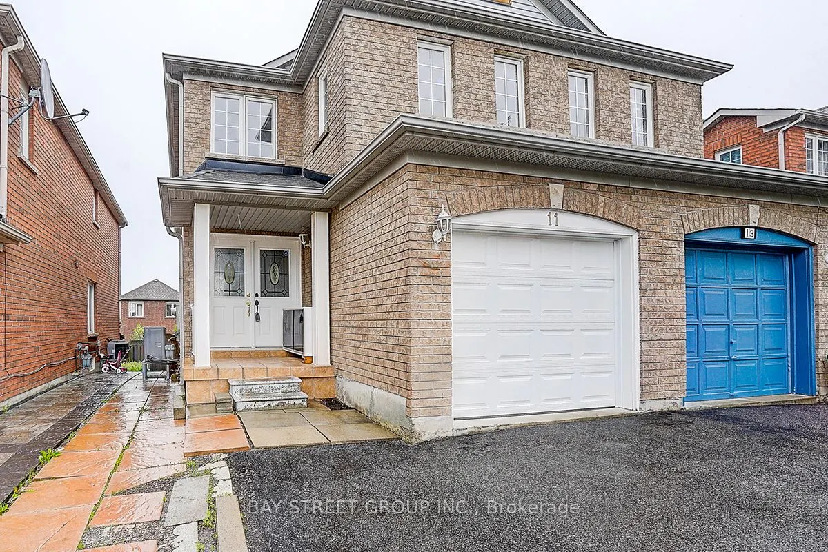 11 Tara Crescent