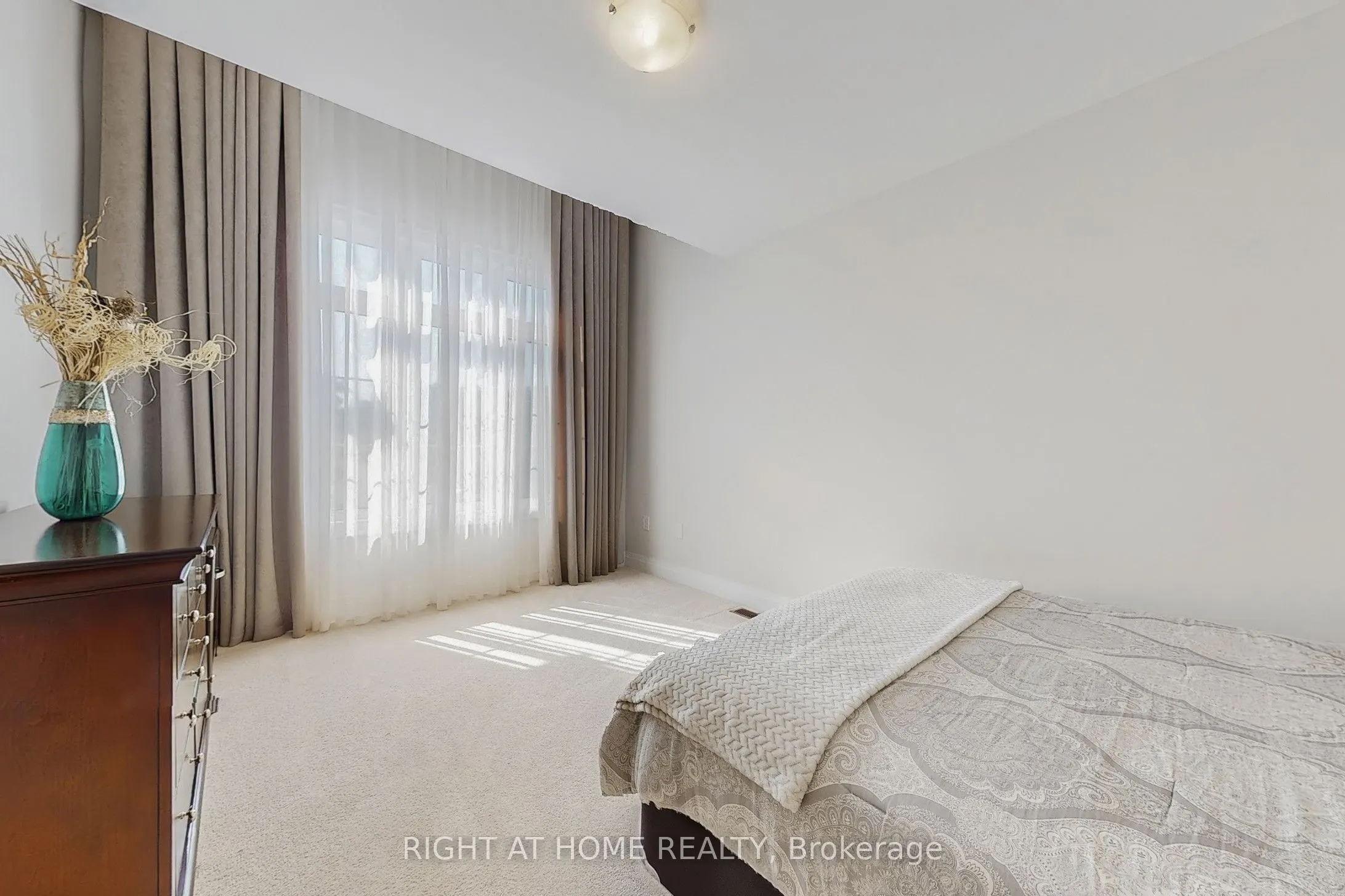 46 Prunella Crescent
