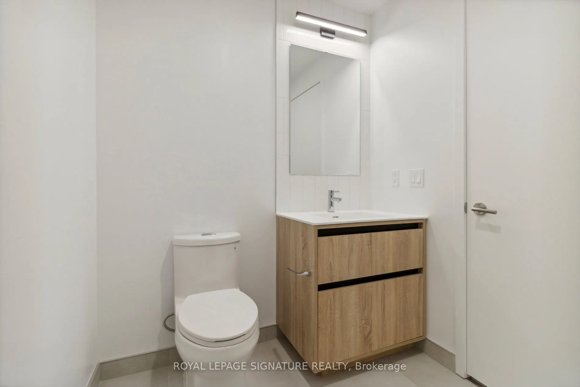 8 Beverley Glen Boulevard, #510