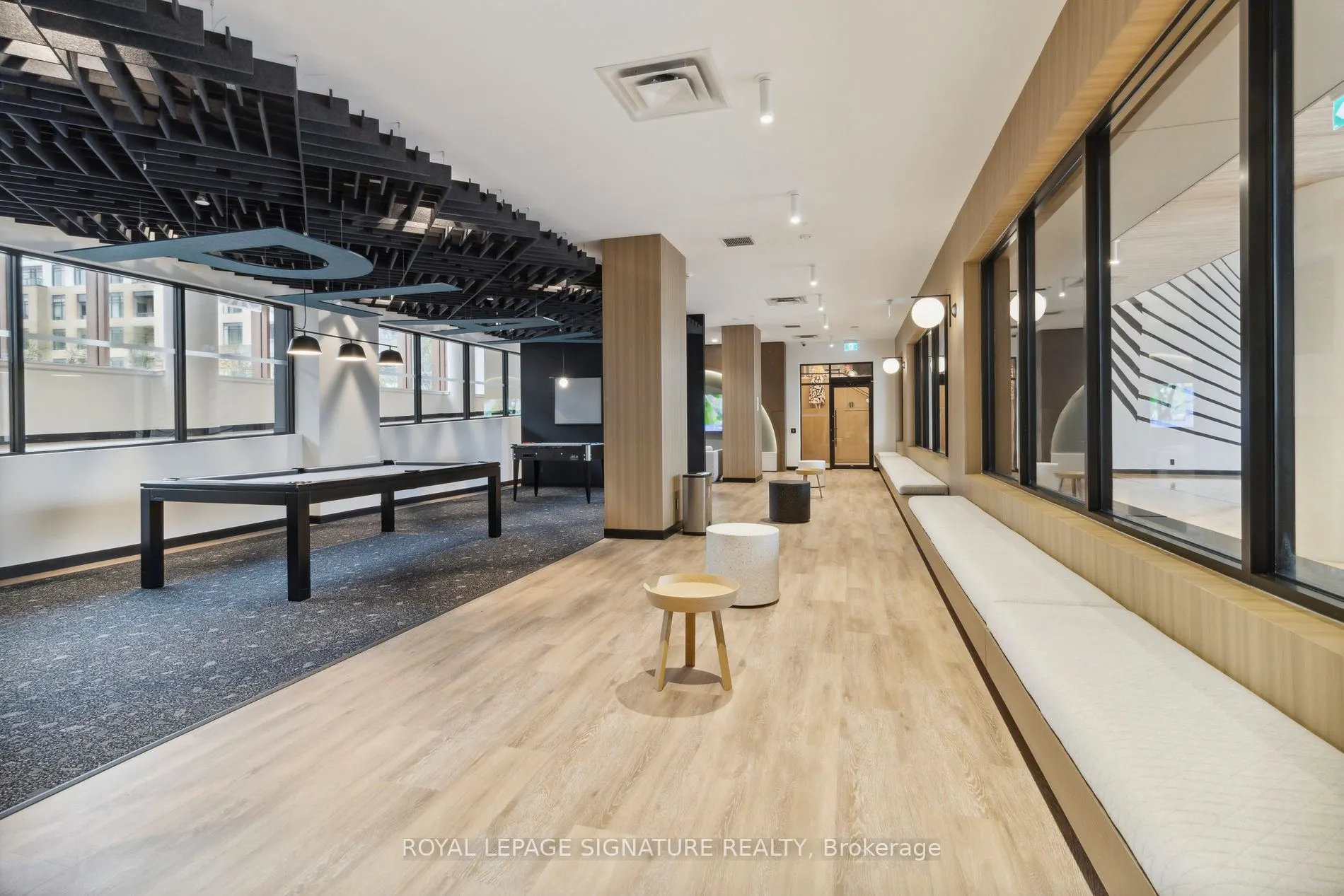 8 Beverley Glen Boulevard, #510