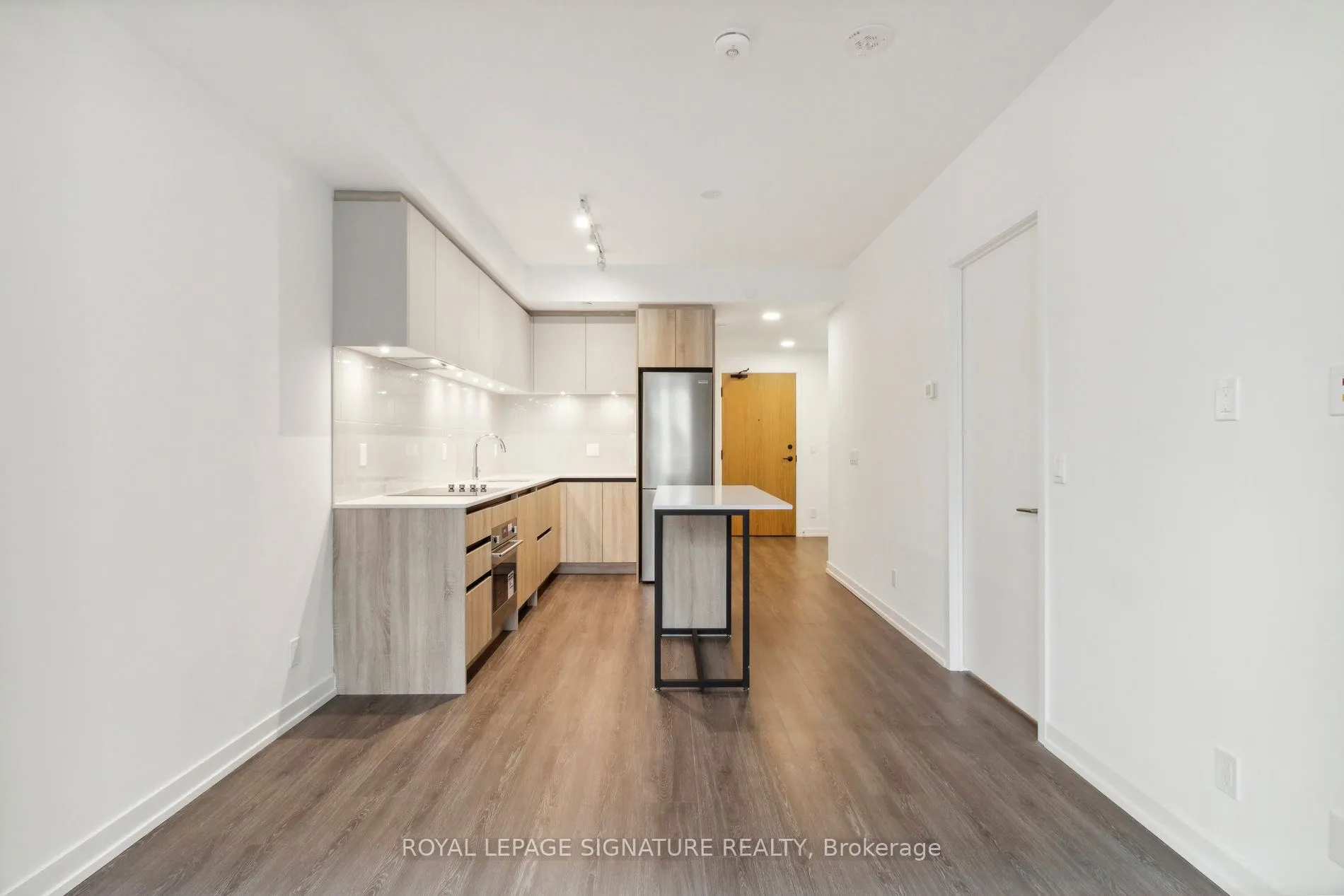 8 Beverley Glen Boulevard, #510