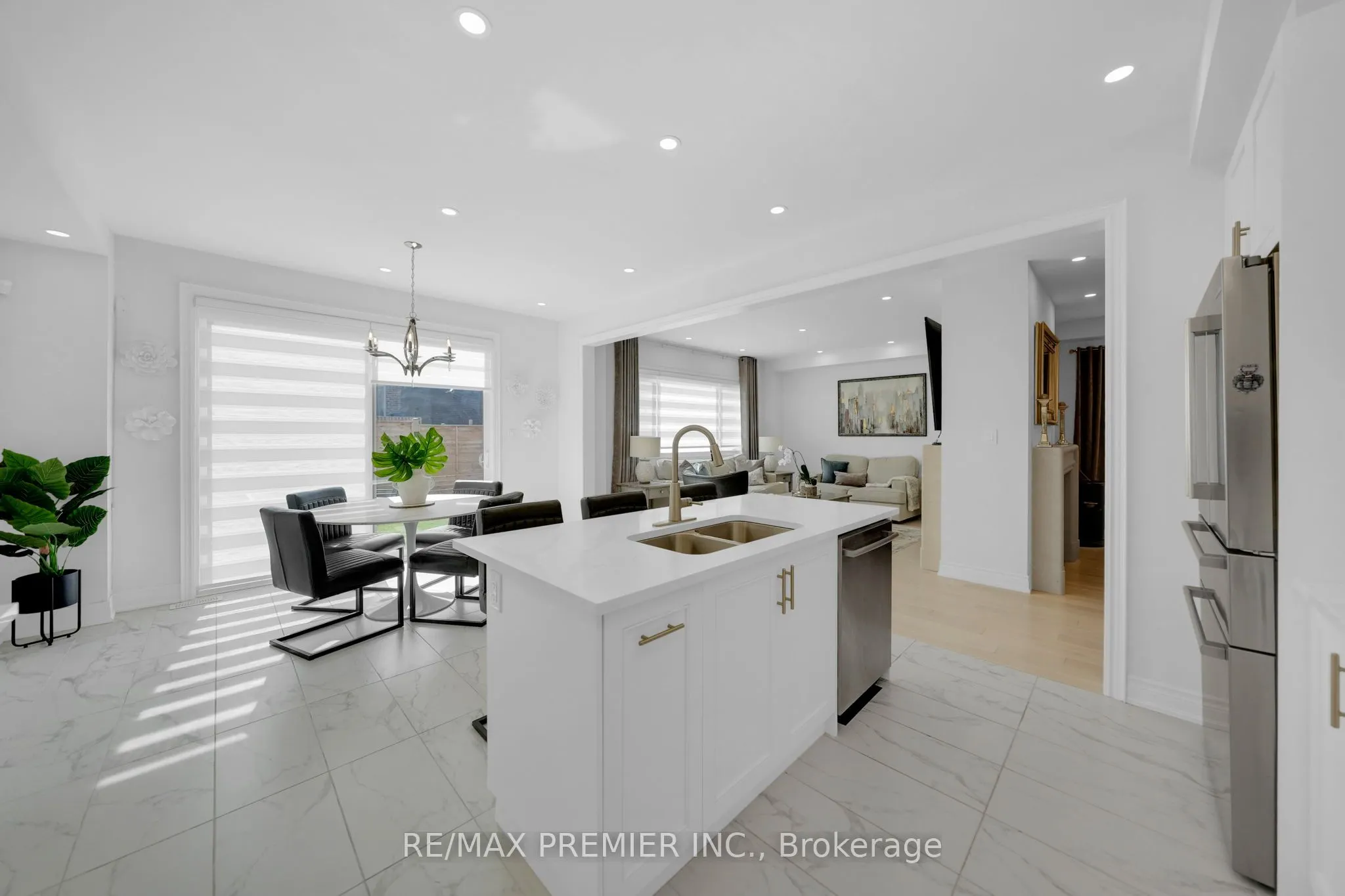 143 Cannes Avenue