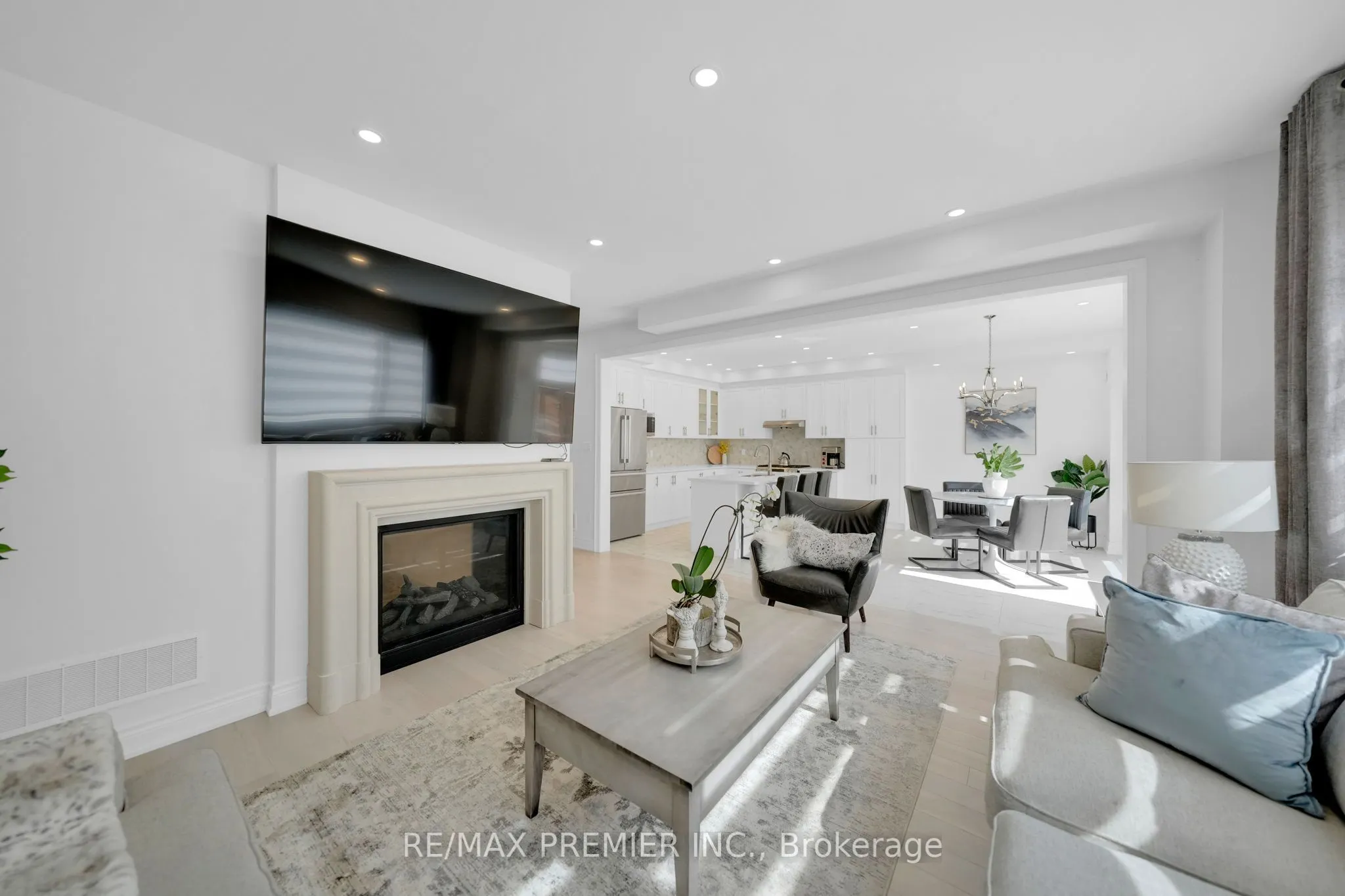143 Cannes Avenue