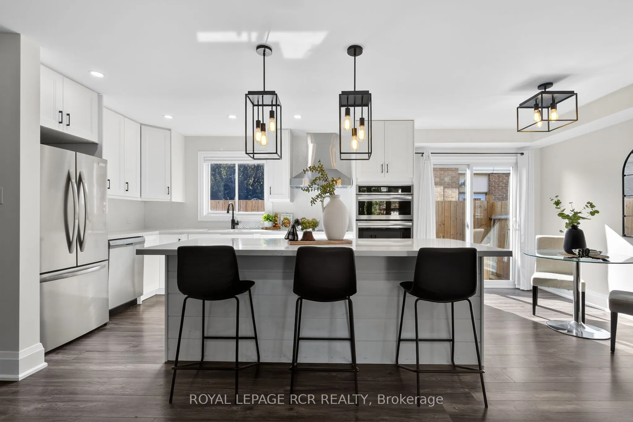 179 Tupper Street W
