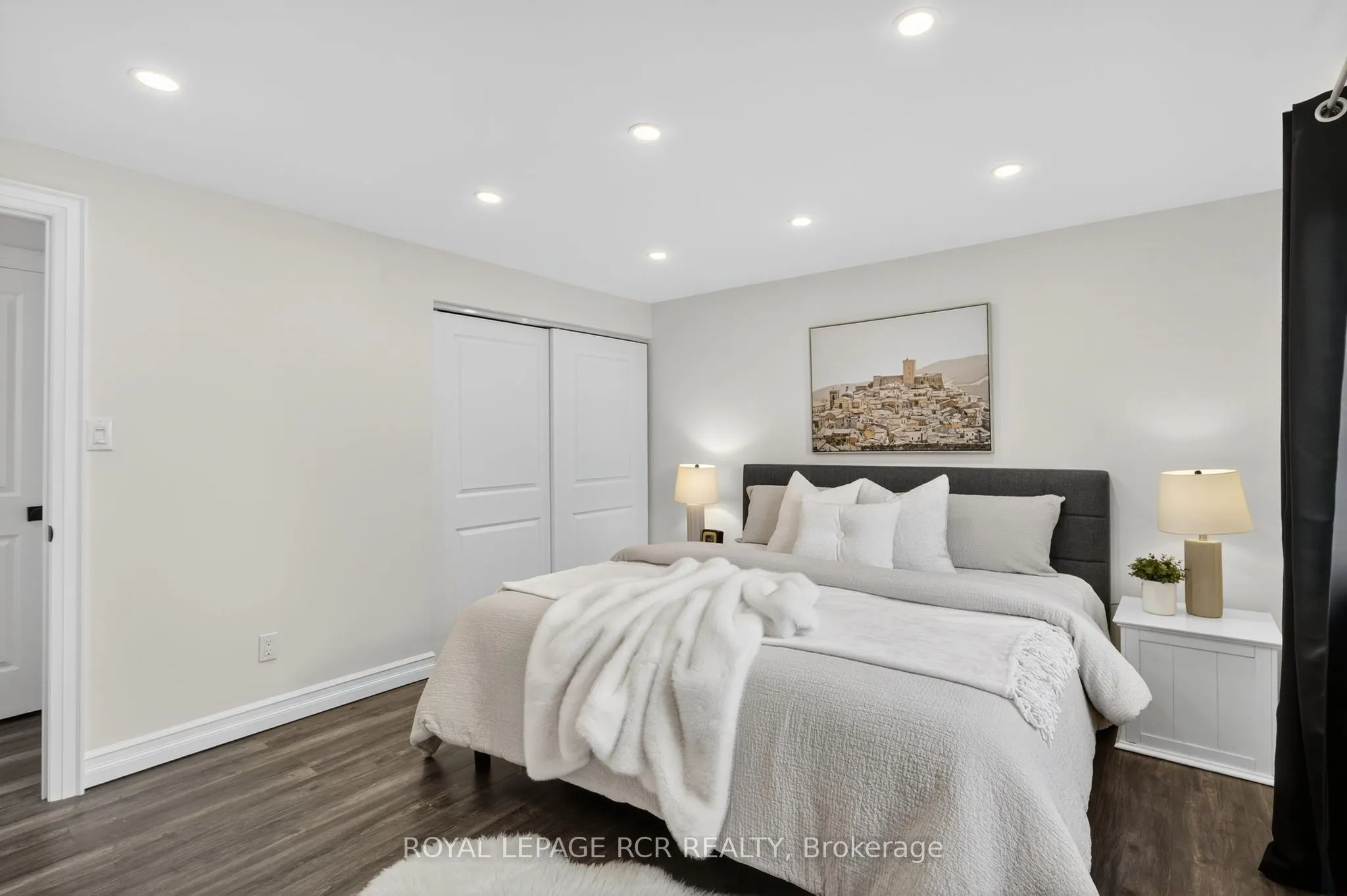 179 Tupper Street W