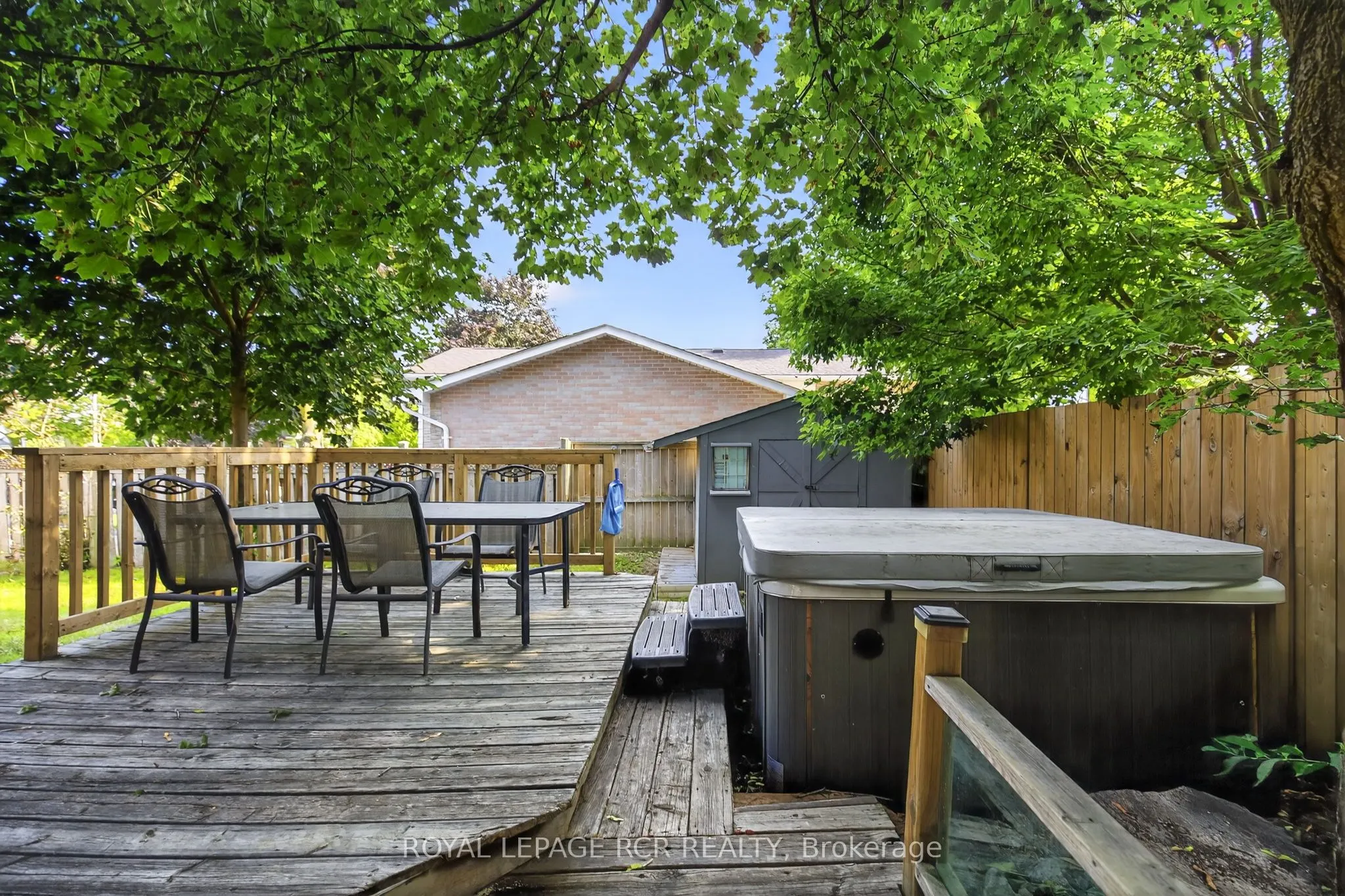 179 Tupper Street W