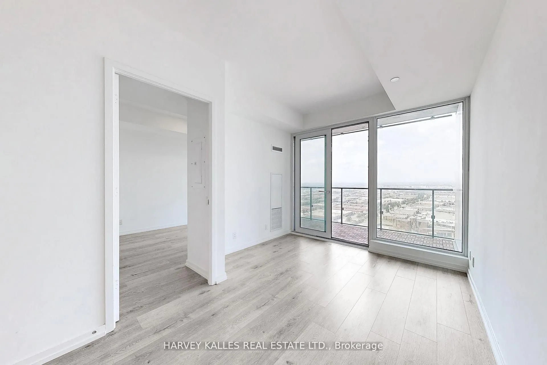 7890 Jane Street, #2807