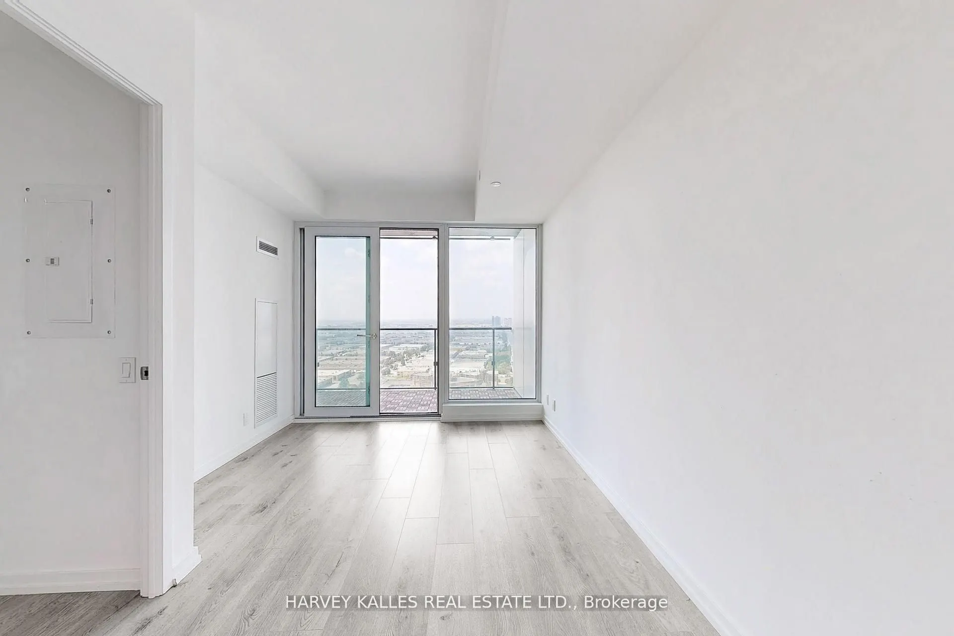 7890 Jane Street, #2807
