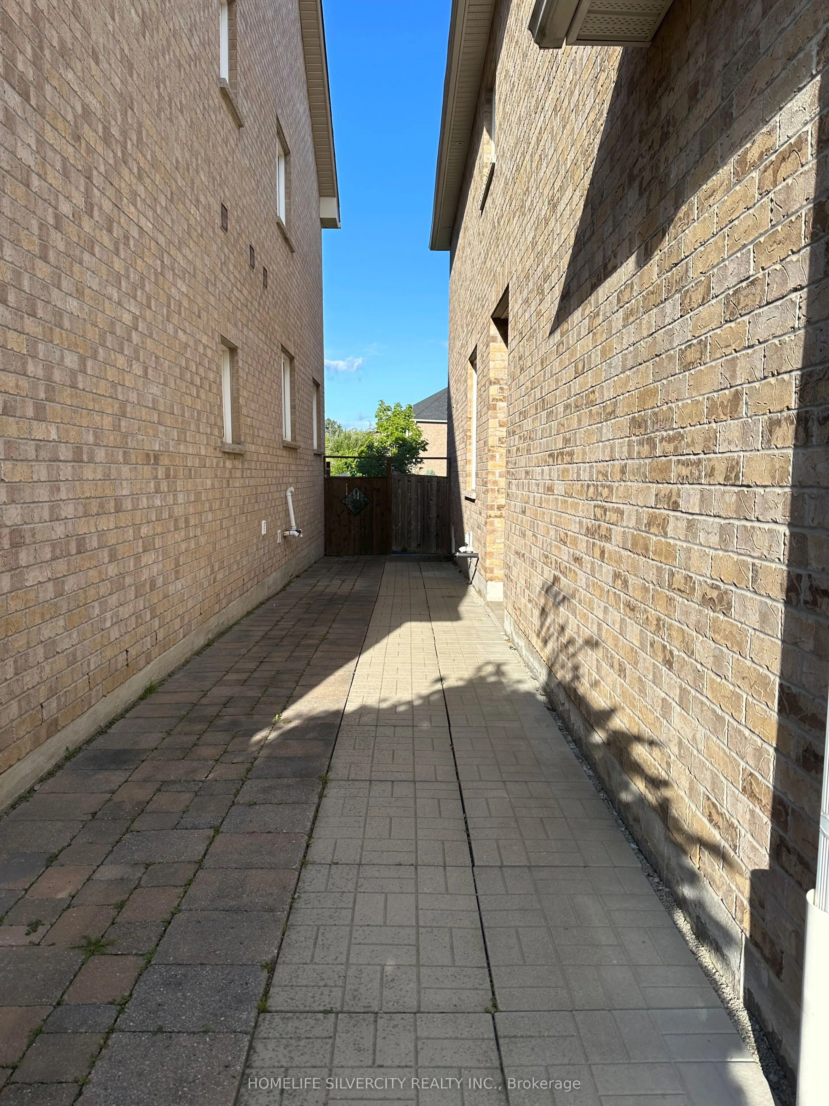 39 Arband Avenue, #BSMNT
