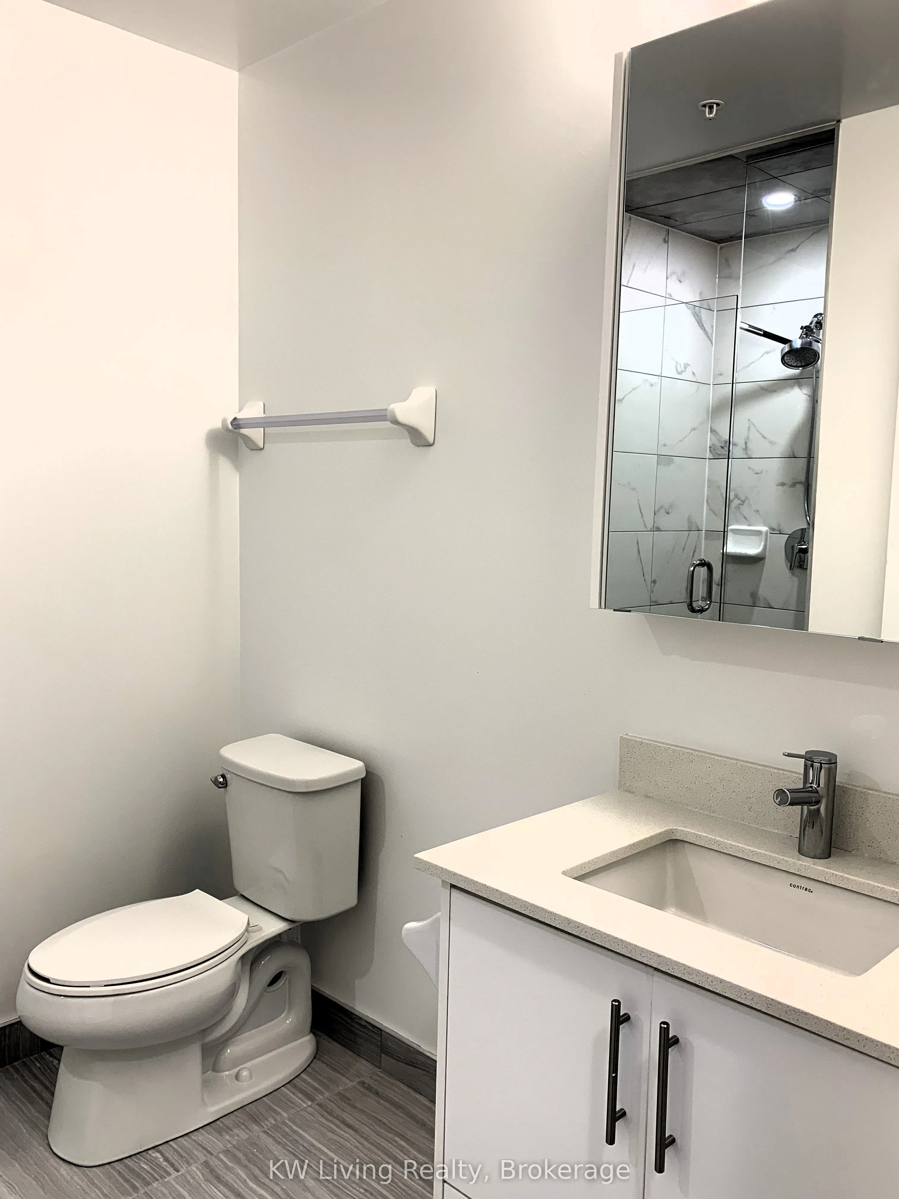 85 Oneida Crescent, #1011