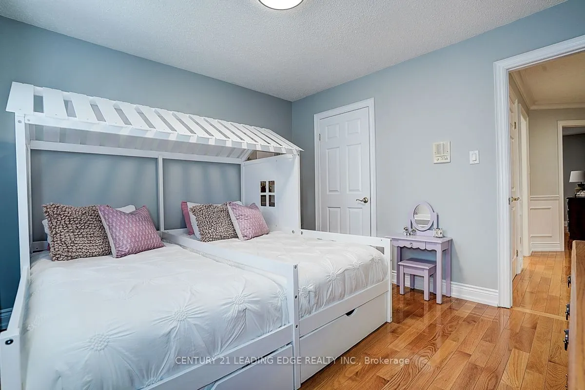 7 BROGAN Court