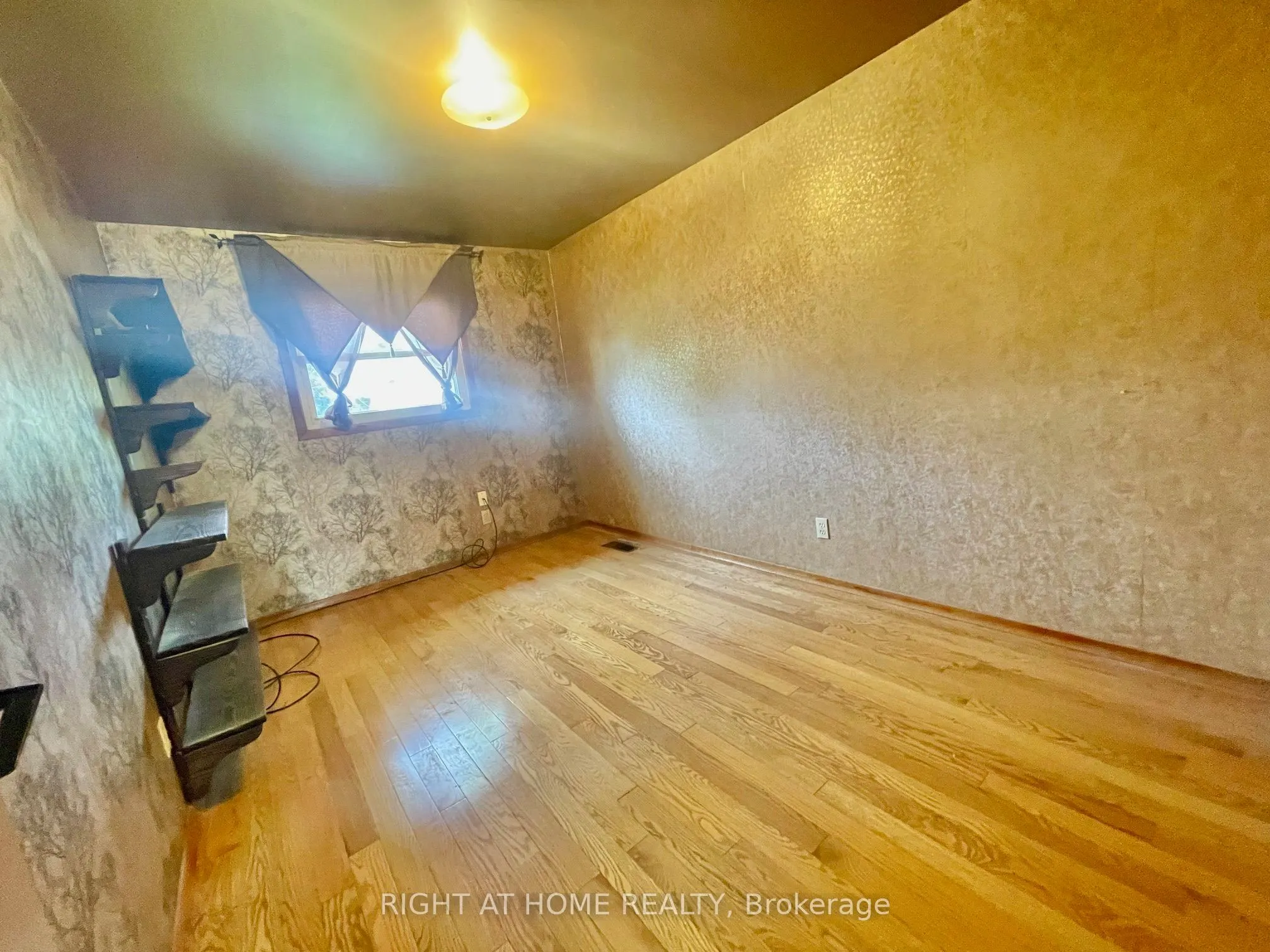 23 Pomander Road