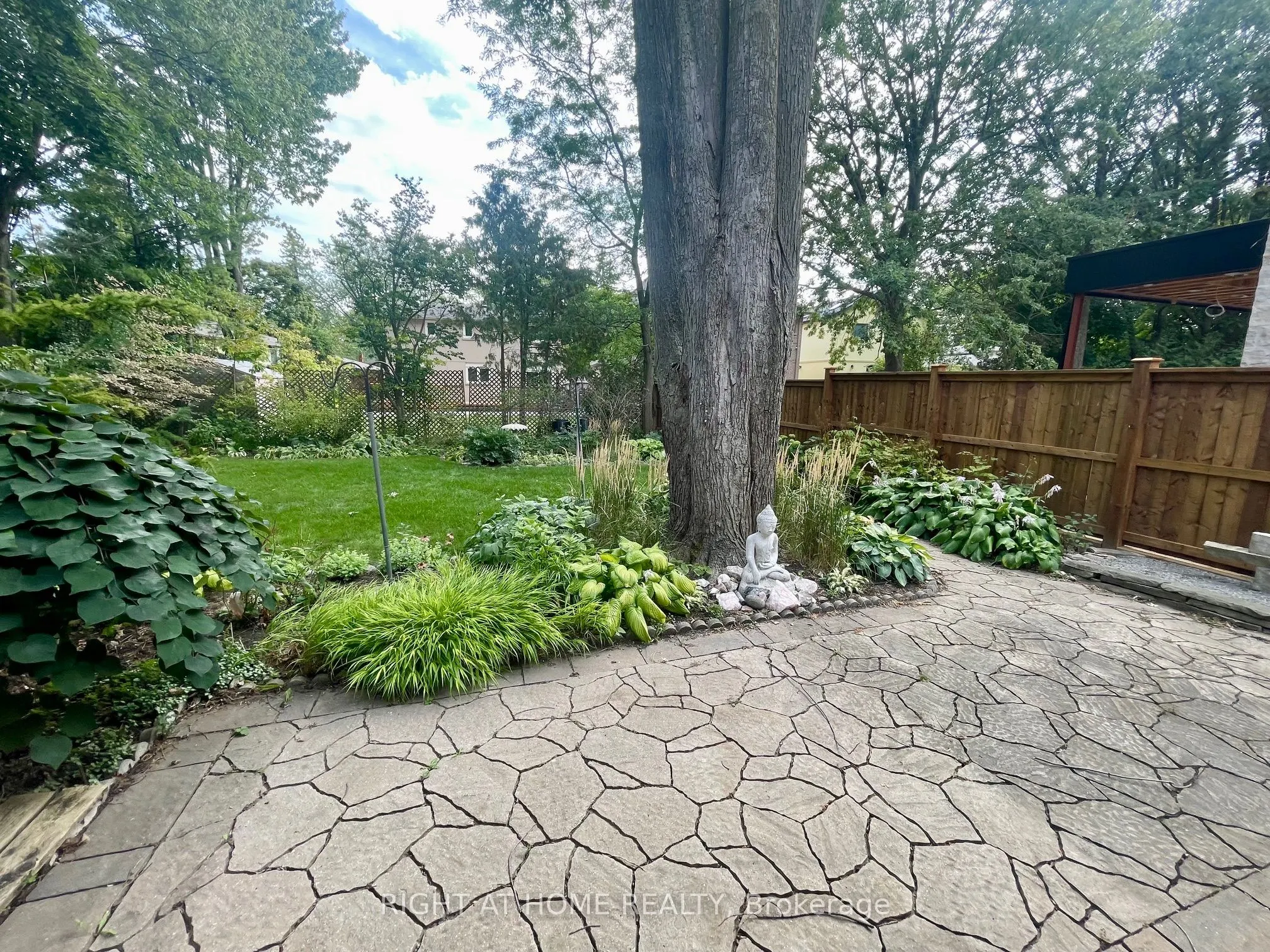 23 Pomander Road