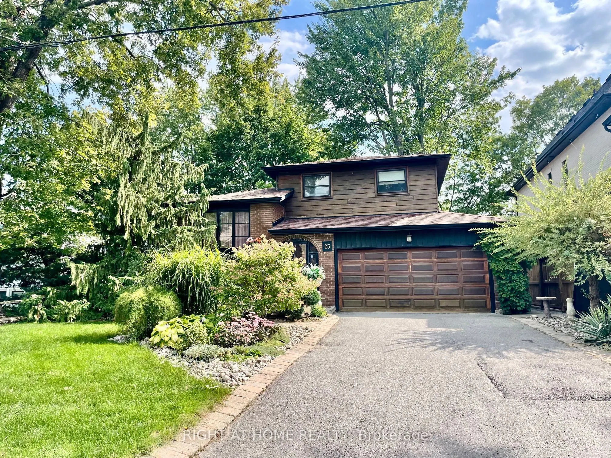 23 Pomander Road