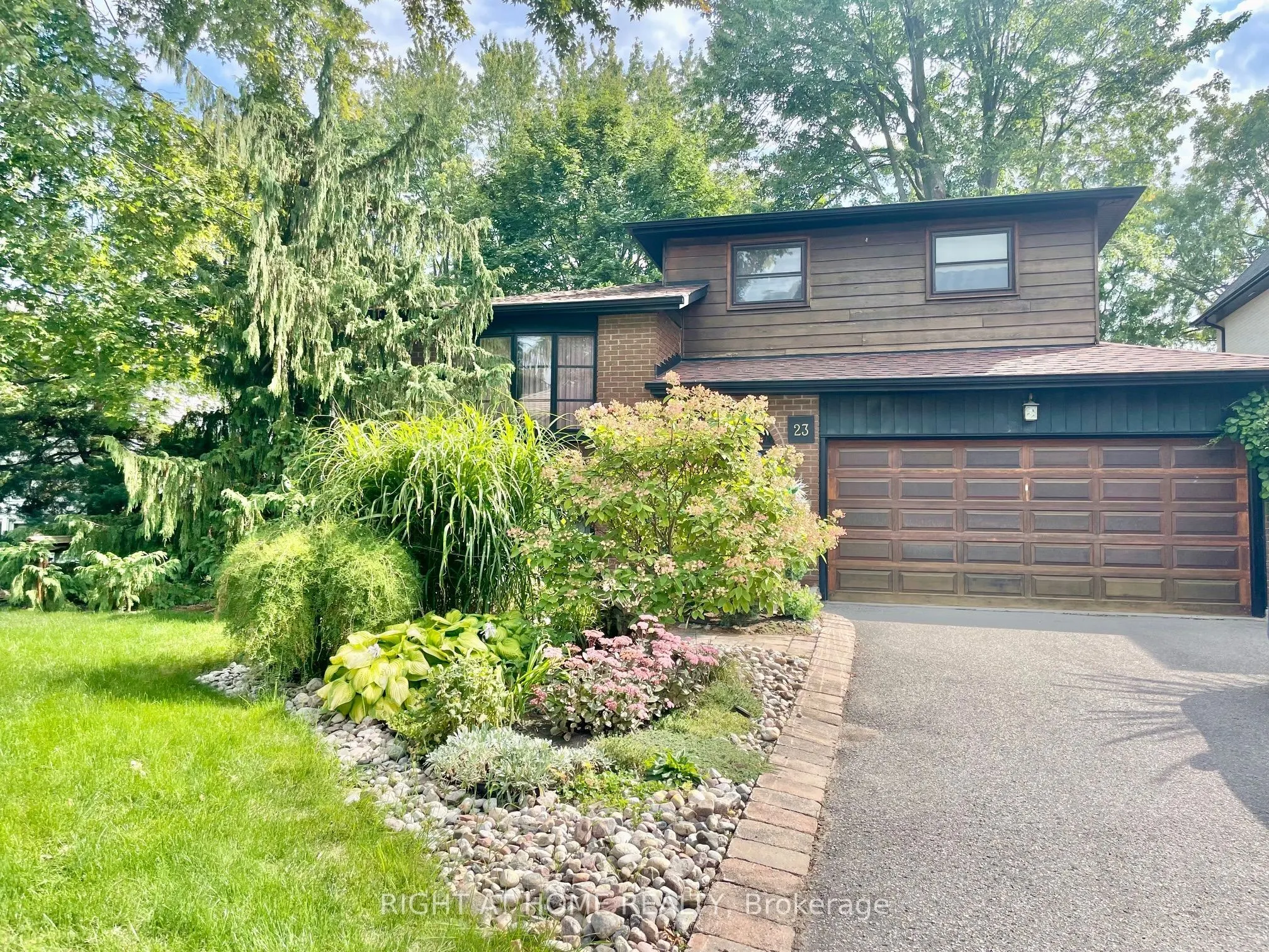 23 Pomander Road