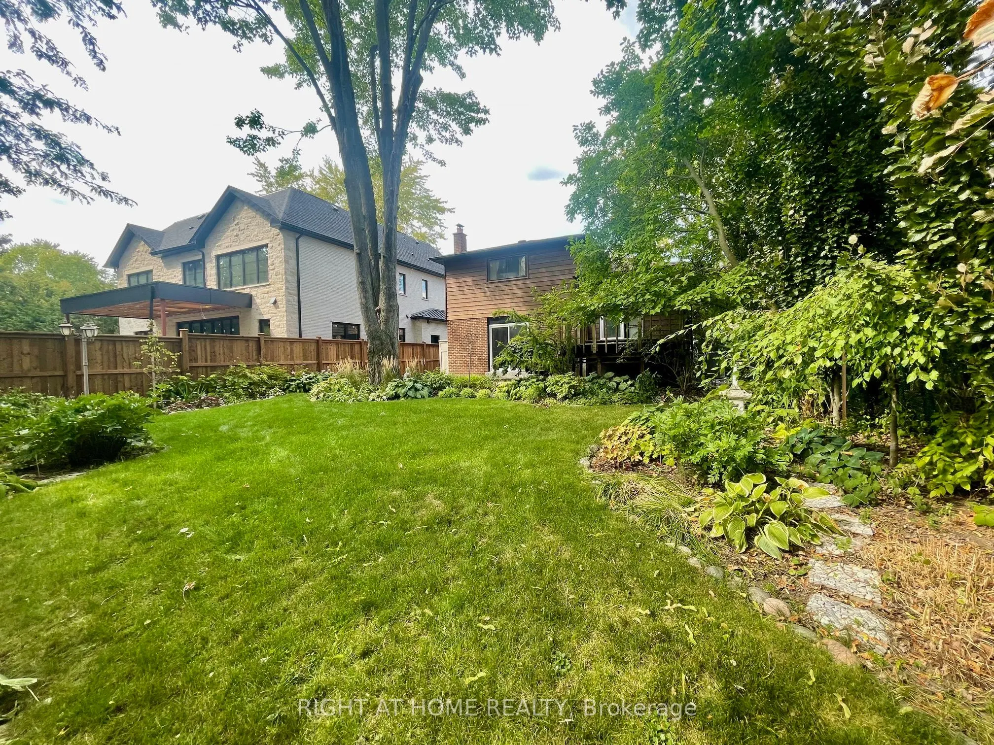 23 Pomander Road