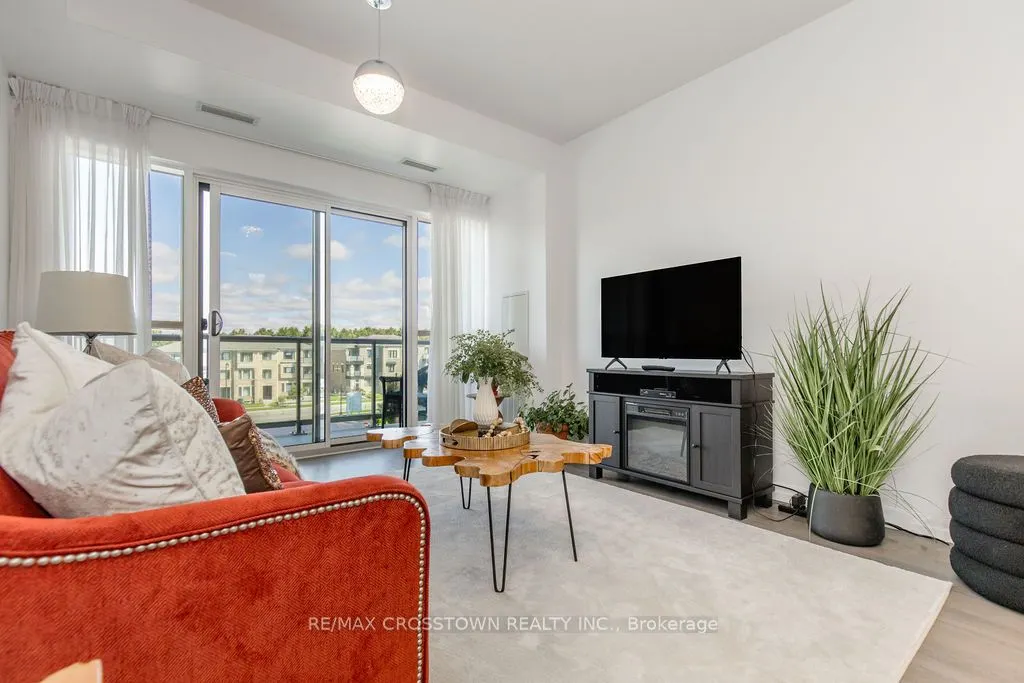 420 William Graham Drive, #418