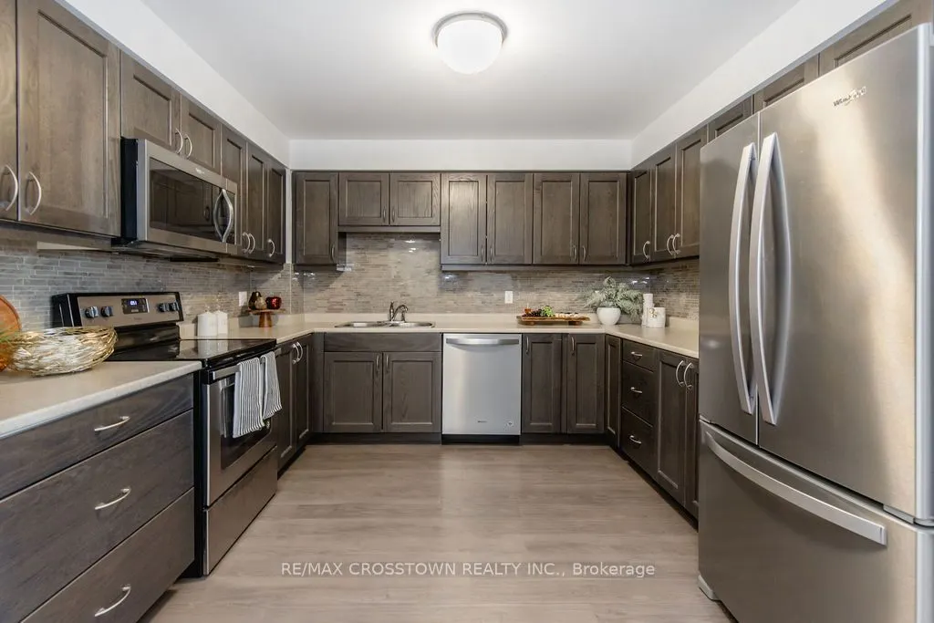 420 William Graham Drive, #418