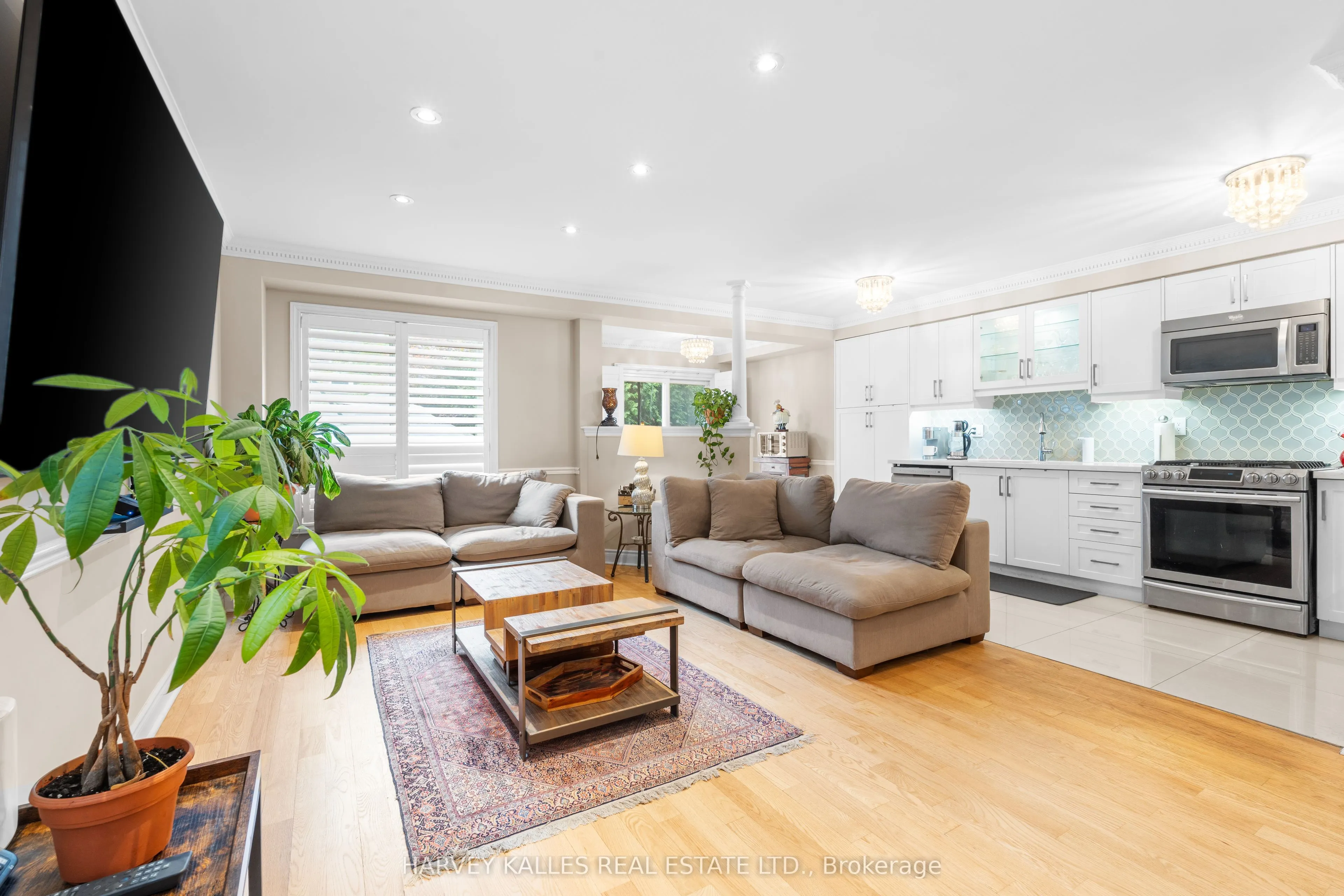 62 Kalmar Crescent