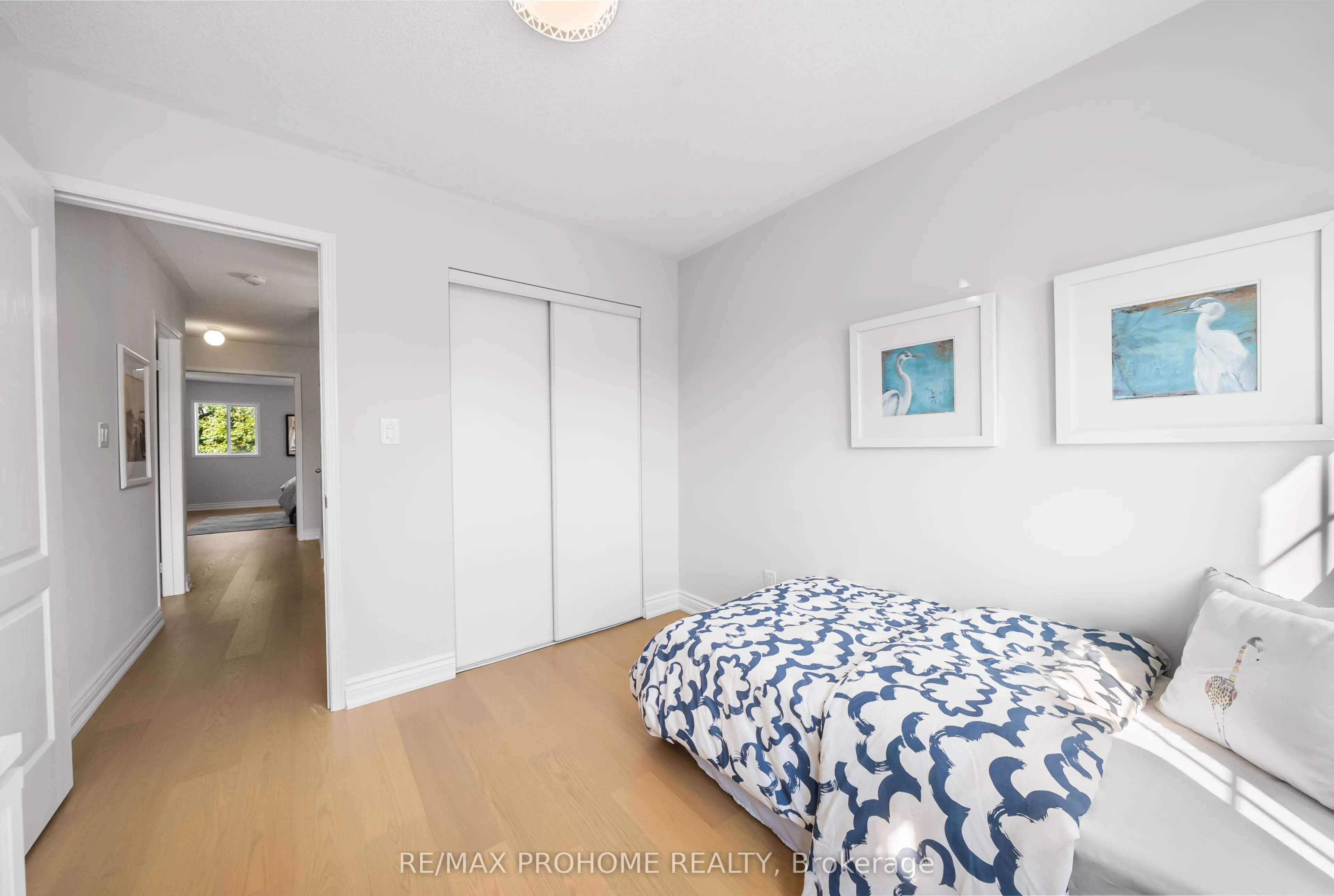 144 Deepspring Crescent